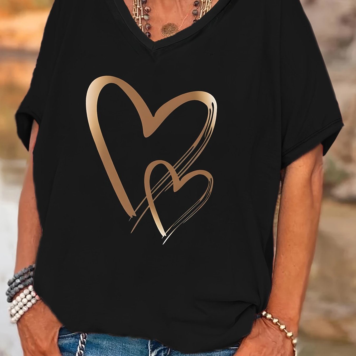 E-shop Plus Size, Trendiges Plus-Size Damen V-Ausschnitt Fledermausärmel Top – Goldene Herzchen- Shirt mit Schlag, Maschinenwaschbarer Stretchstoff für