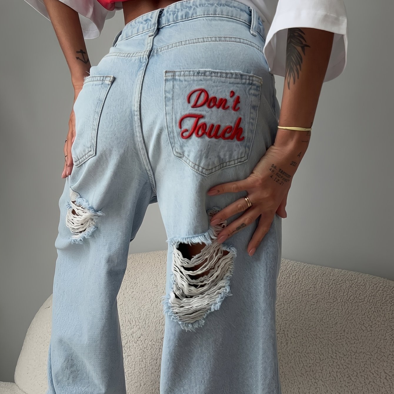 Embroidered Women's Ripped Jeans