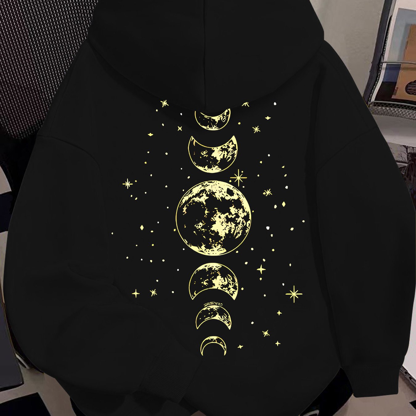 TEMU Fashionable Printed Hoodie - Unisex Autumn/winter Style Pullover, Soft Fleece-lined Sweatshirt