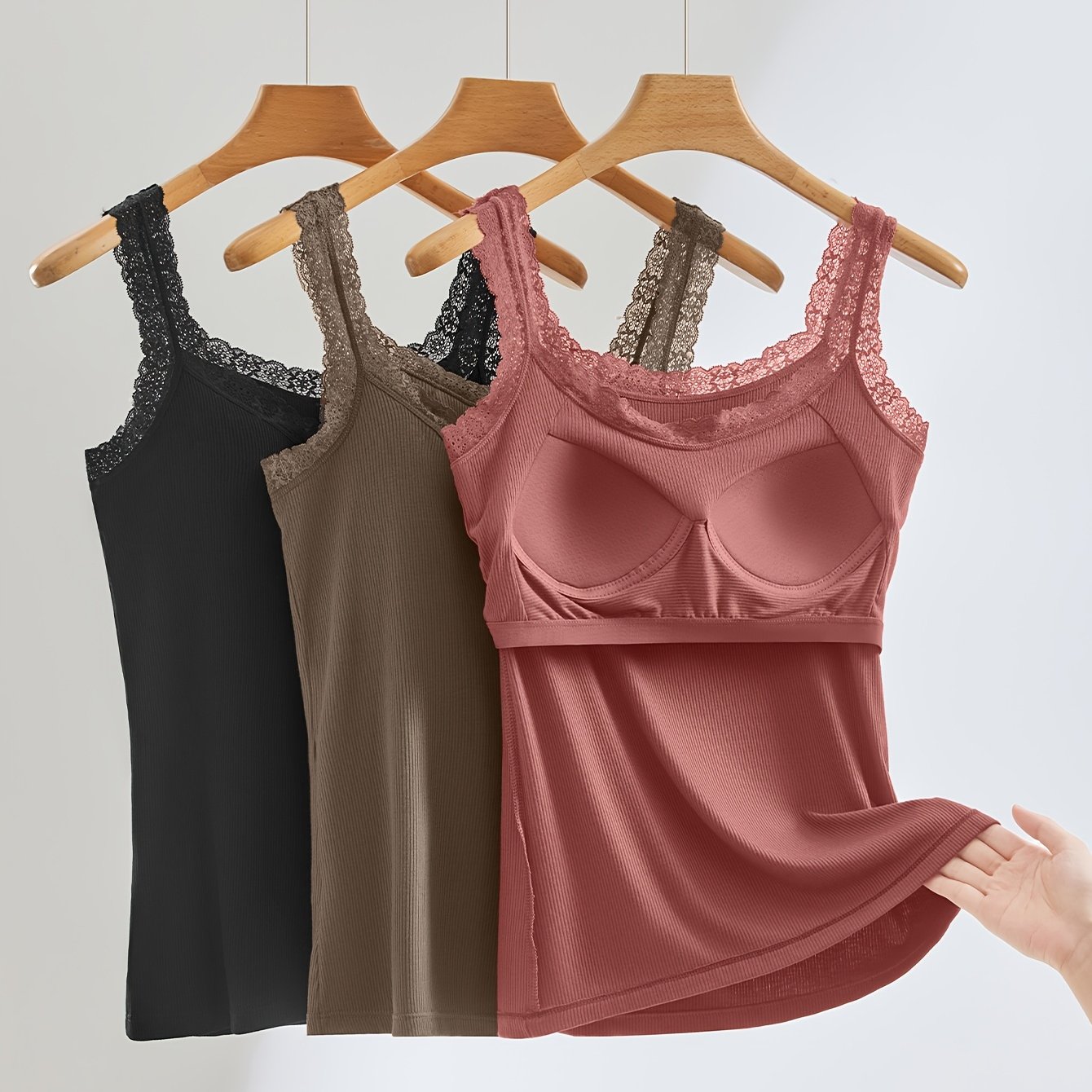 Image of Set Of 3 New Style Women's Sexy Lace Camisoles With Built-in Padding, Stretchy And Comfortable For Layering Or Wearing Alone