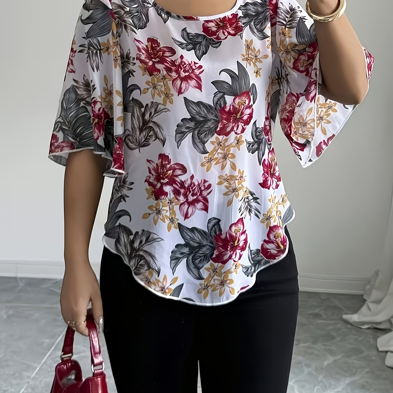 TEMU This Women's Short-sleeve Shirt Features An Elegant Fabric With A Printed Design, A Round Neckline, And Flared Sleeves. Tailored For Easy