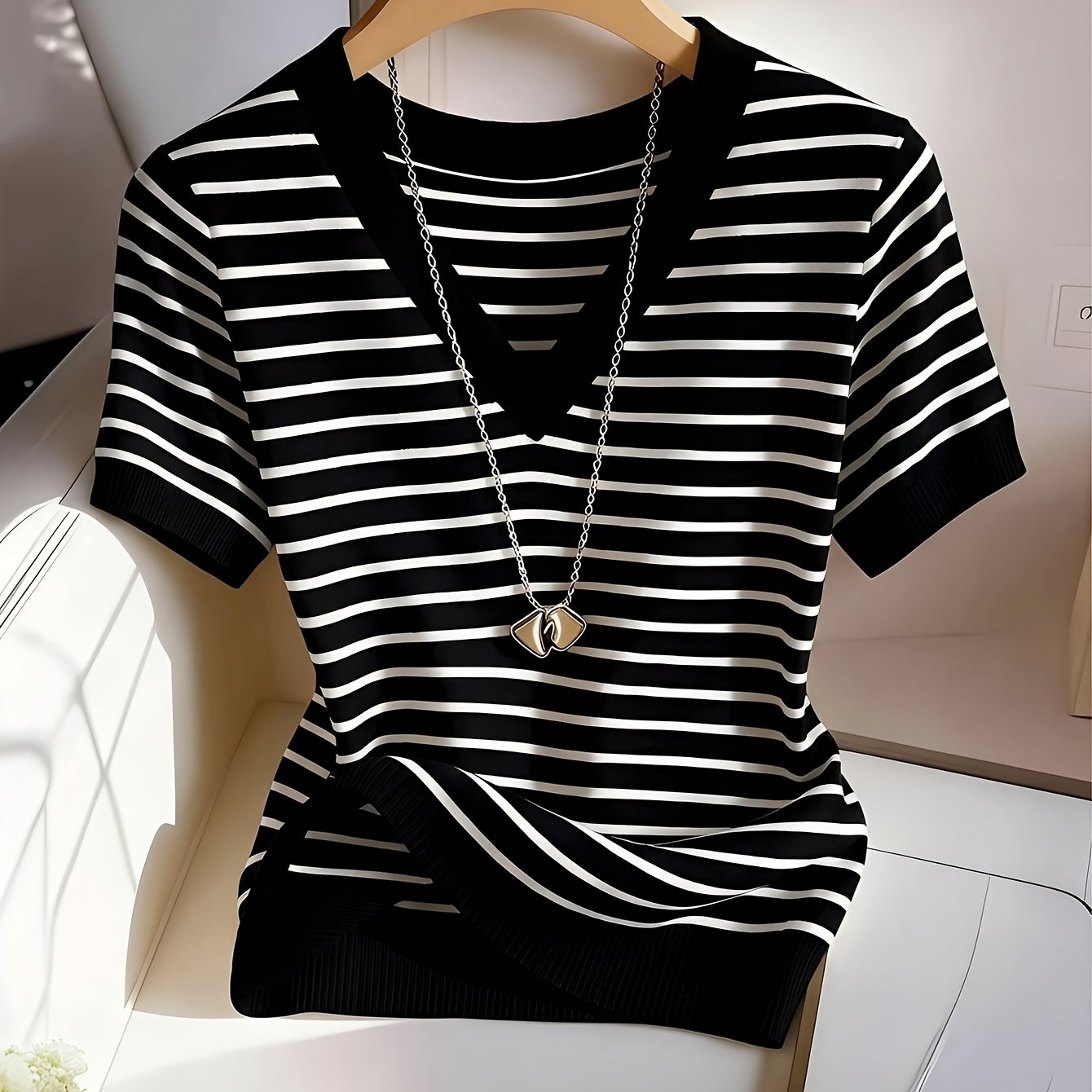 TEMU Women's Black And White Striped V-neck T-shirt, Parisian Style Summer Short Sleeve Top
