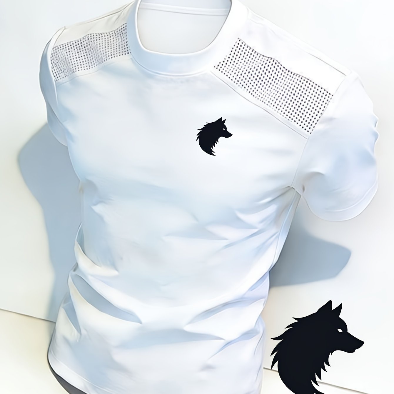 Image of Men's Short-sleeve -style Graphic T-shirt. Features A Sleek Black Wolf Head Print On For A Touch Of Wild Charm. Made From Soft, Comfortable Fabric, This Menswear Top Is Ideal For Casual Wear