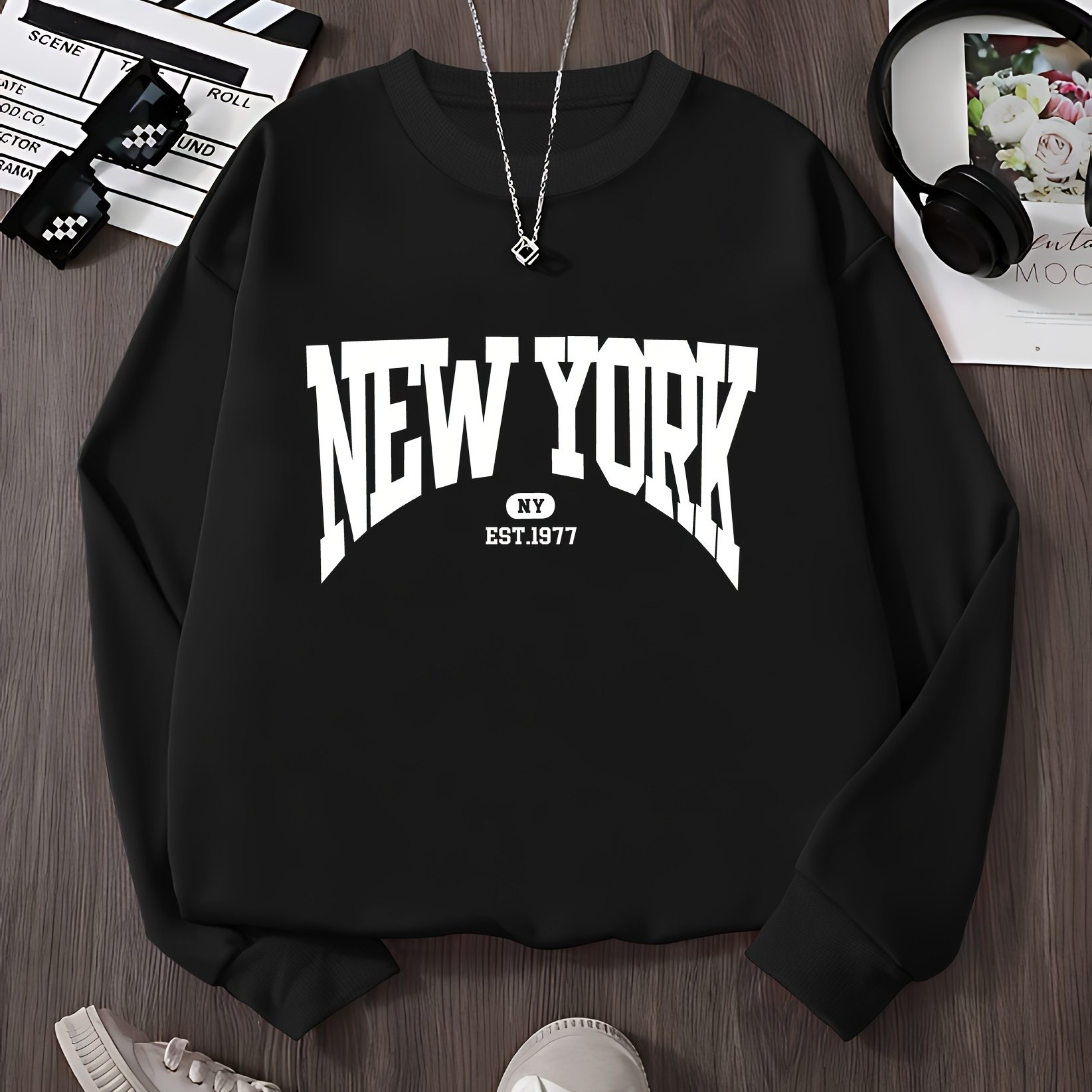 Pattern Round Neck Sweatshirt, Autumn Winter Soft Comfortable Long Sleeve Sweatshirt