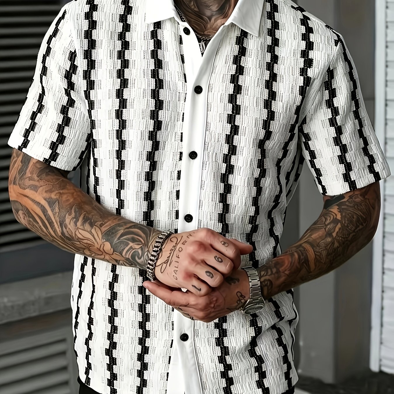 TEMU Shule Shui Obm Men's Casual Shirt, Textured Jacquard Black And White Contrast Short Sleeve Shirt, Light Luxury Vintage Texture Turn- Collar Half