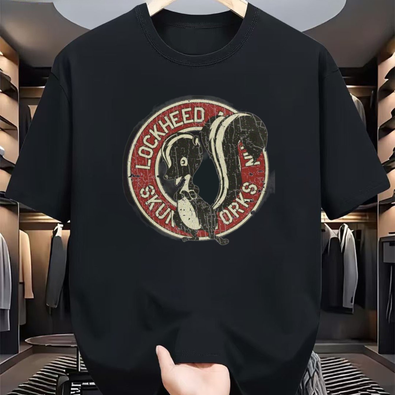 TEMU Men's Skunk Logo Vintage T-shirt - Vintage Aviation-themed Skunk Aircraft Design, Soft And Breathable, Loose Fit For Casual Party Wear,
