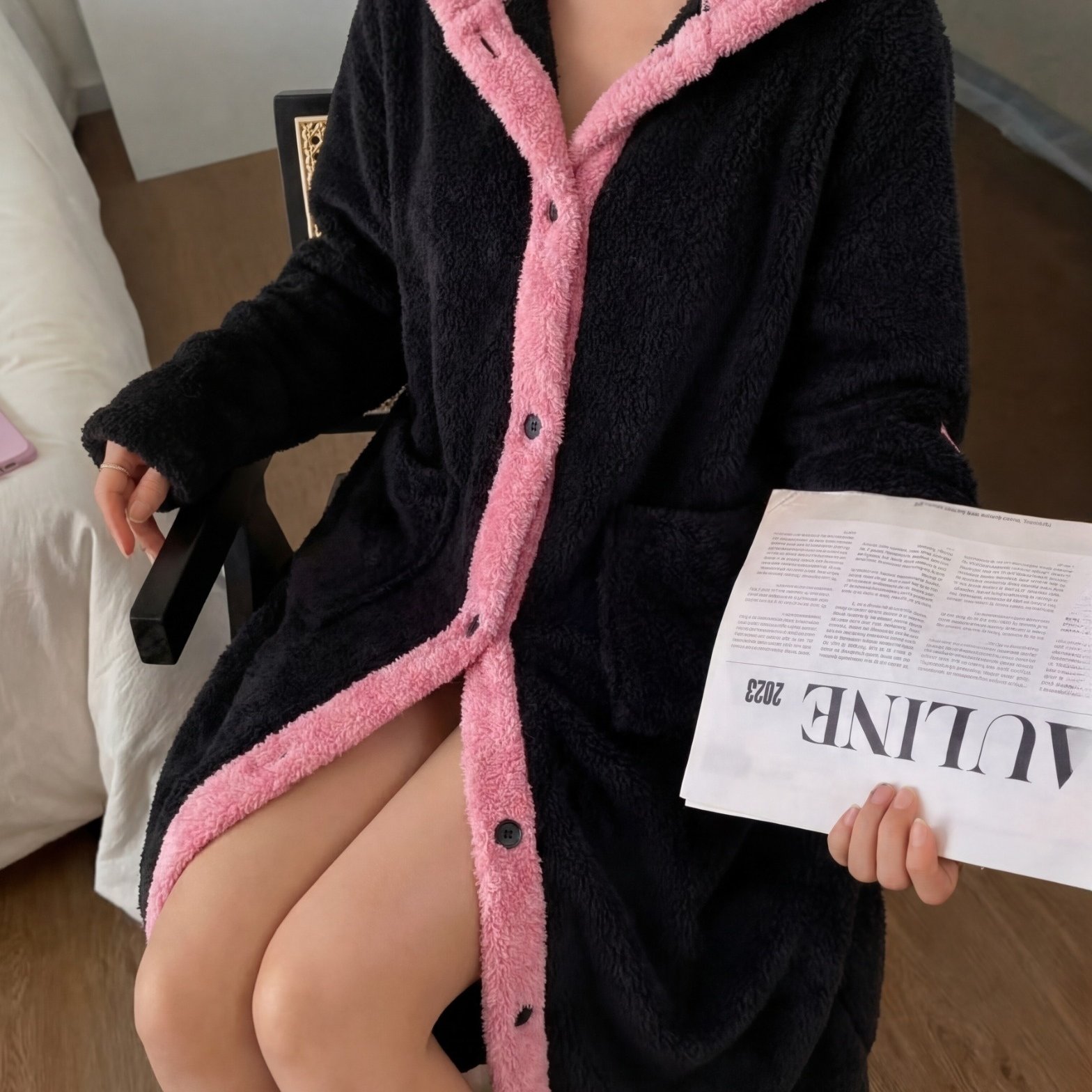 Image of New Robe Long Sleeve Long New French Princess Sweet Flannel Warm Bathrobe Hooded Comfortable Pajamas. New Long-sleeved Long French Princess Sweet Flannel Warm Bathrobe Hooded Comfortable Pajamas