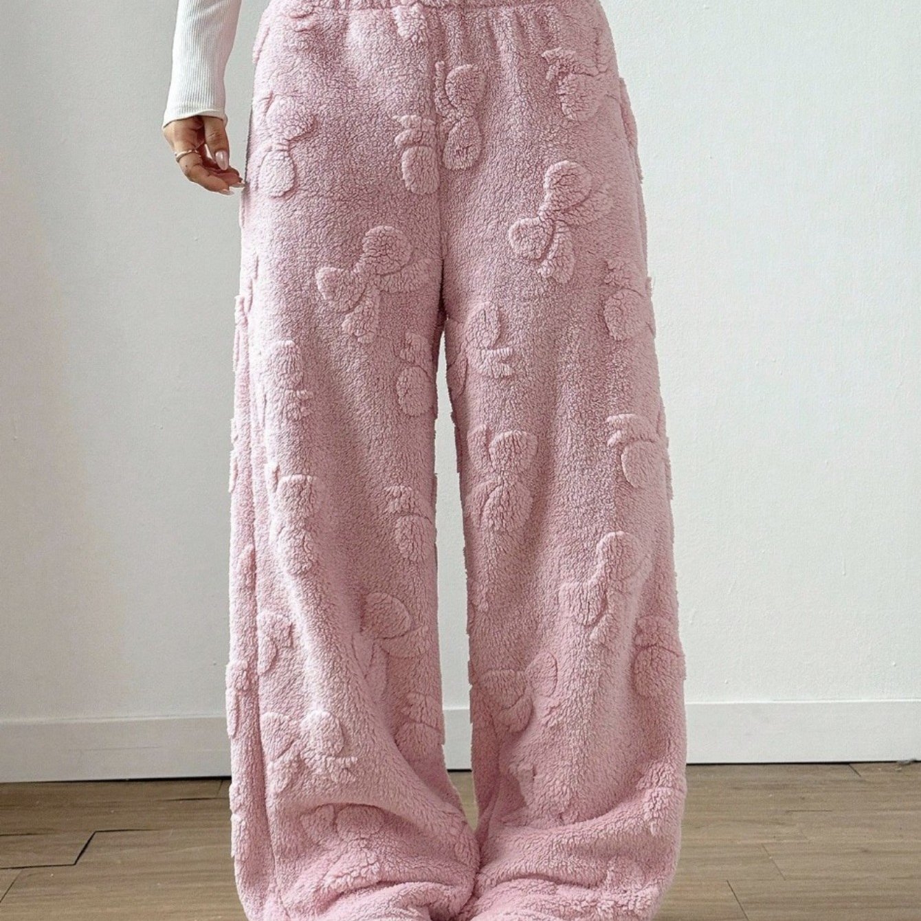 Image of Women's Casual Fashion Daily Wear Loose Pink Plush Pants