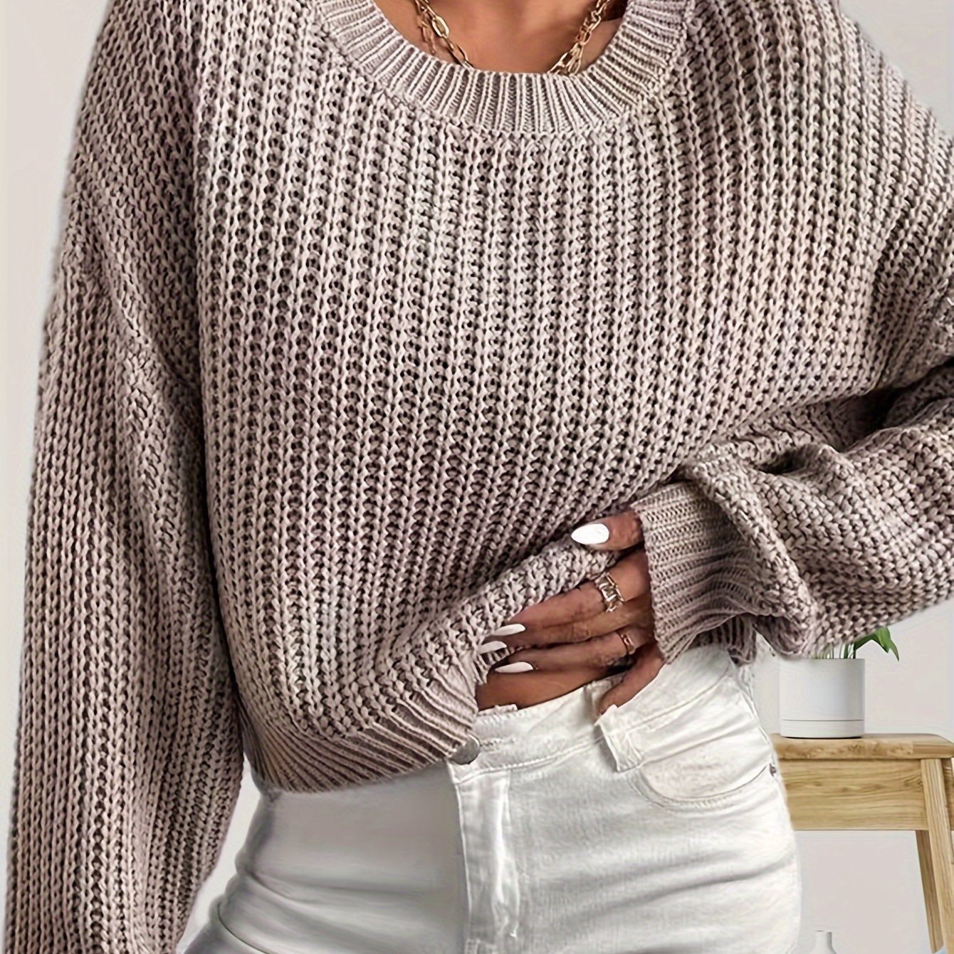 Spring And Autumn Women's Casual Fashion Loose Long-sleeve Round-neck Pullover Sweater In A Relaxed Style