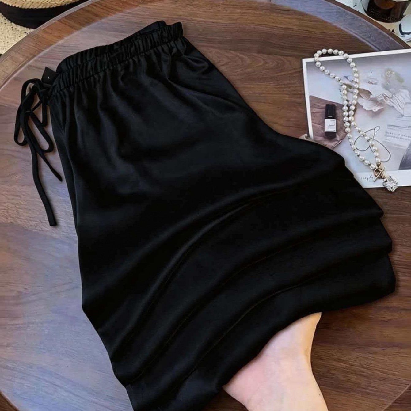 TEMU Plus Size - Lightweight Fabric Women's Plus Size Elastic Waist Satin Pants, Smooth Wide Leg Palazzo Trousers, High Waist Flowy Casual Pants For