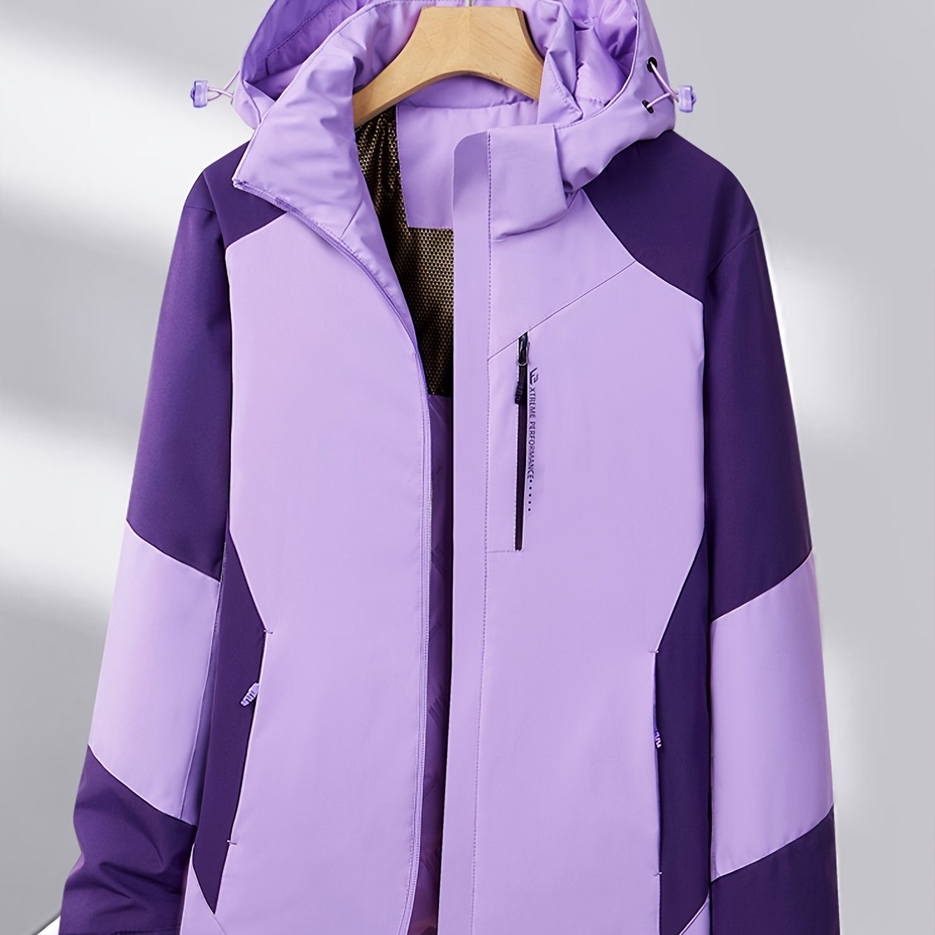 Image of Women's Winter New Style Windbreaker Lightweight Warm Jacket Sports Fashion Jacket Women's Color Block