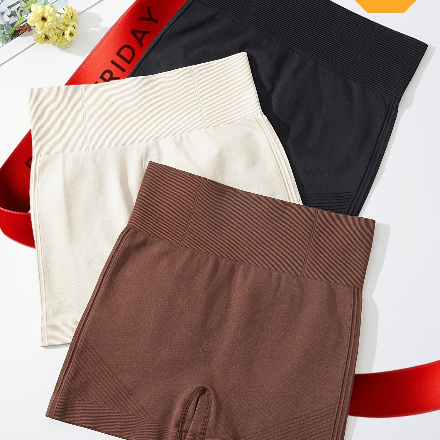 Image of Set Of 3 Seamless High-waisted Fitness Shorts For Women, Designed To Enhance The Peach Shape And Provide Tummy Control For Yoga