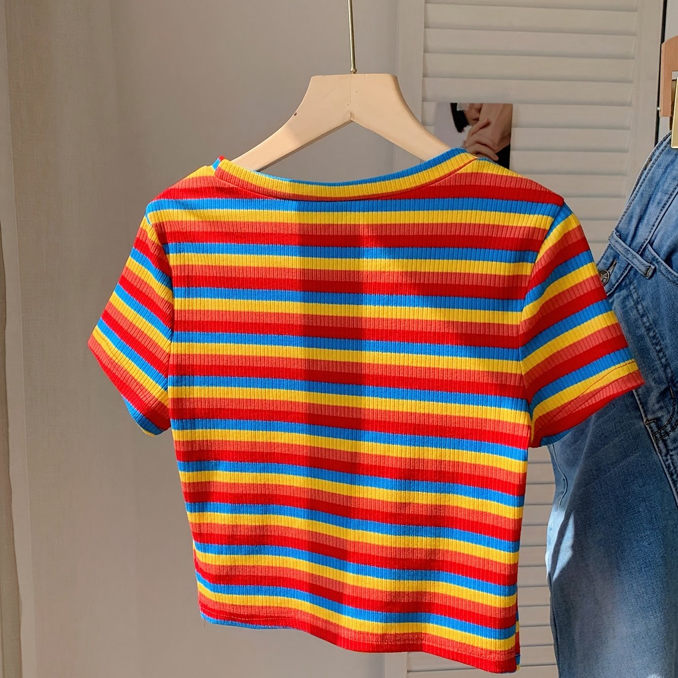 Women's Fashionable And Elegant Casual Vacation Fitted Color Striped Peter Pan Collar Short Sleeve T-shirt