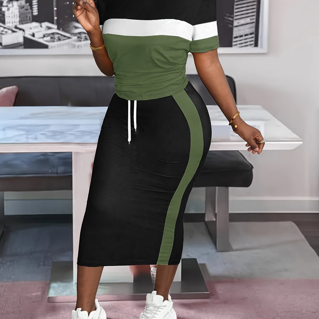 E-shop Modisches Damen 2-teiliges Rock-Set, Kurzarm-Oberteil mit Rundhalsausschnitt und High-Waist-Rock mit Kordelzug, Damen-Outfit