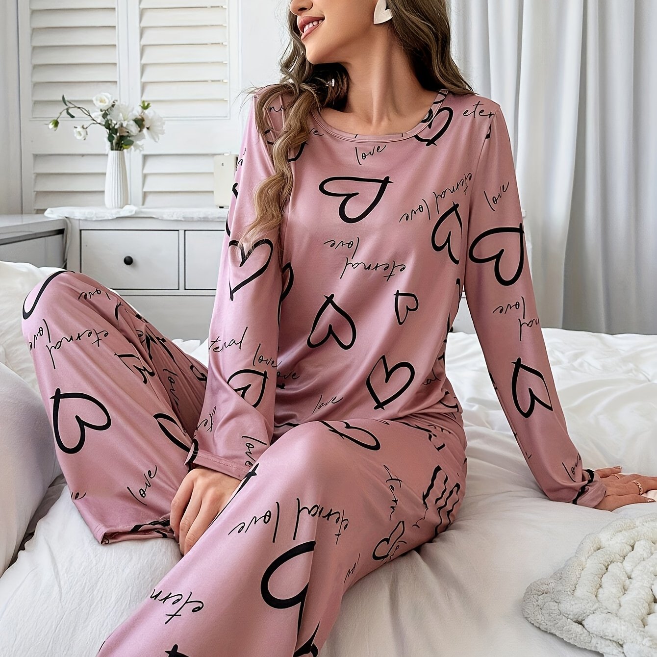 Image of Casual And -shaped And Letter Pattern Printed Long-sleeve Long Pants Pajama Set For Women