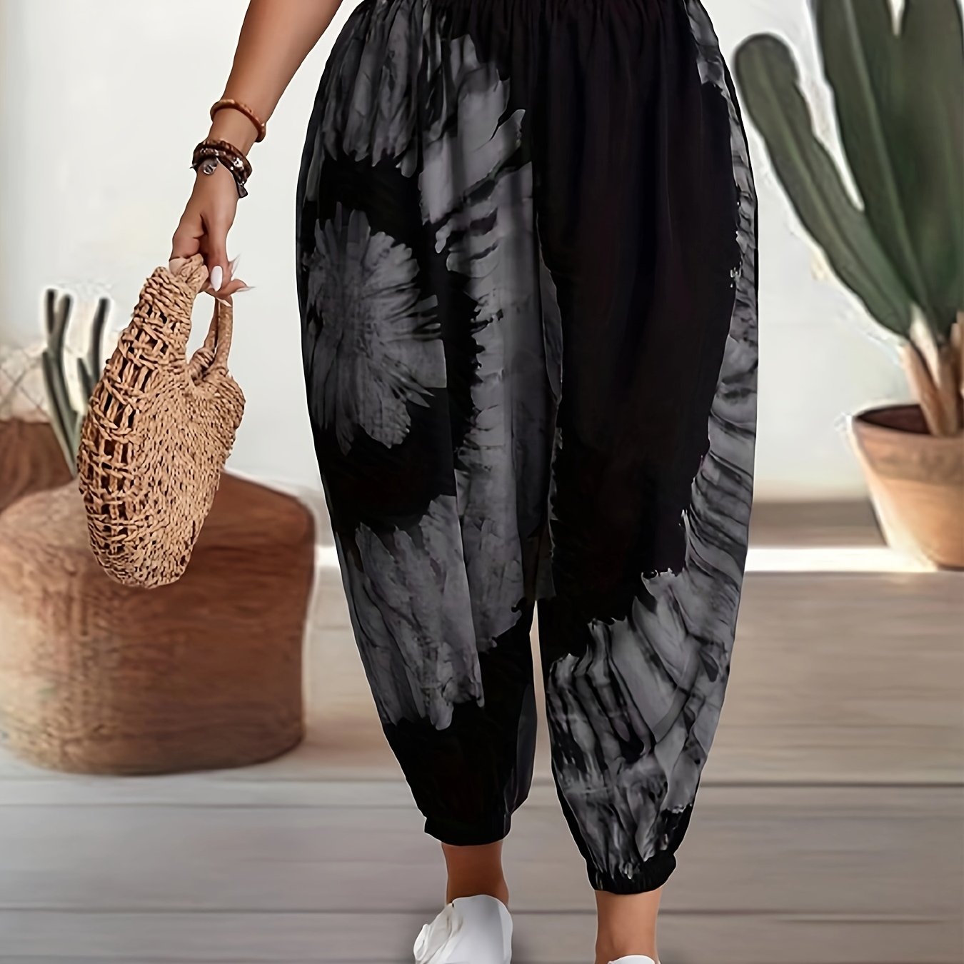 Plus Size - Plus Size - Elegant Plus Size Women's Printed Ankle Pants - Opaque