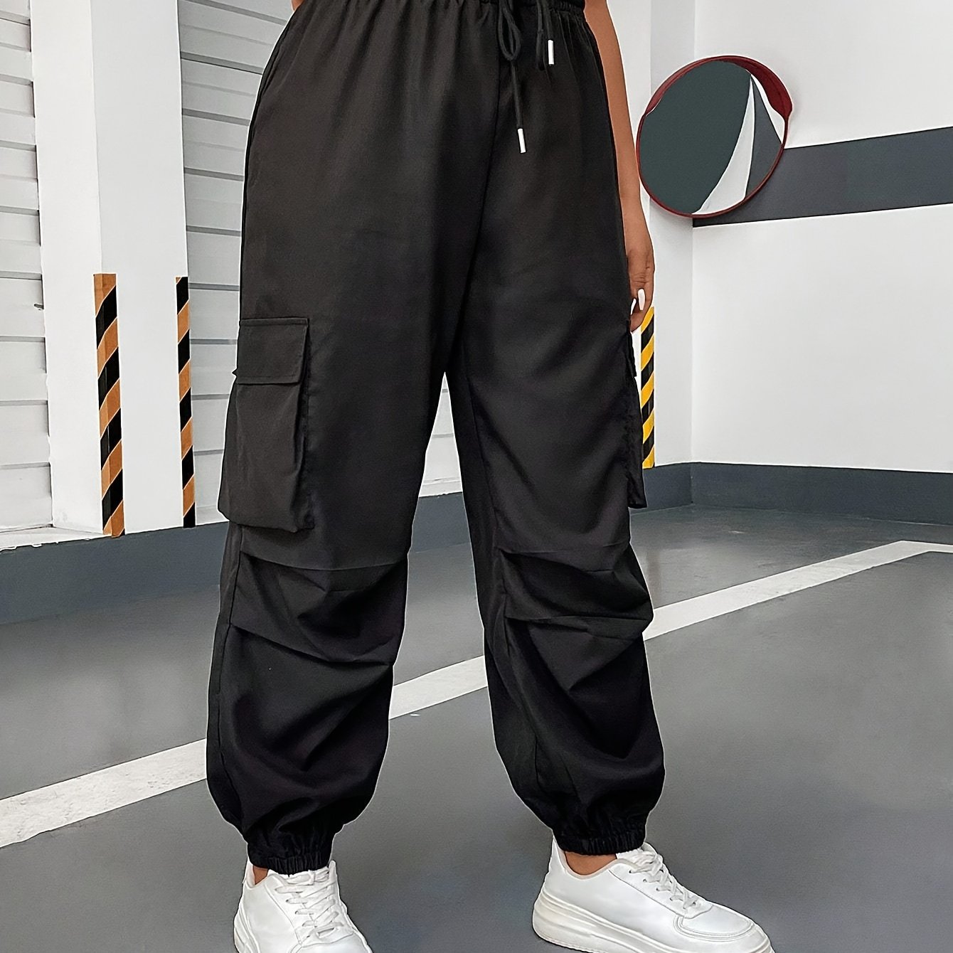 Image of Fashionable And Elegant Trousers