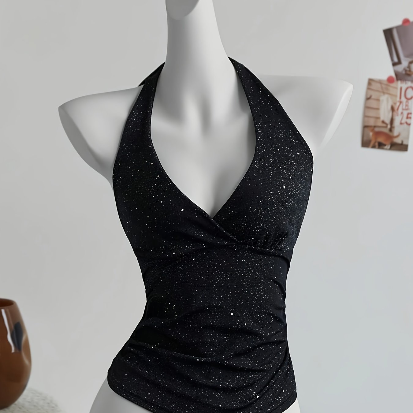 Women's Fashionable And Sexy Crop Top With V-neckline, Backless Design With Sparkling Cross Embellishments, Perfect For Summer Parties