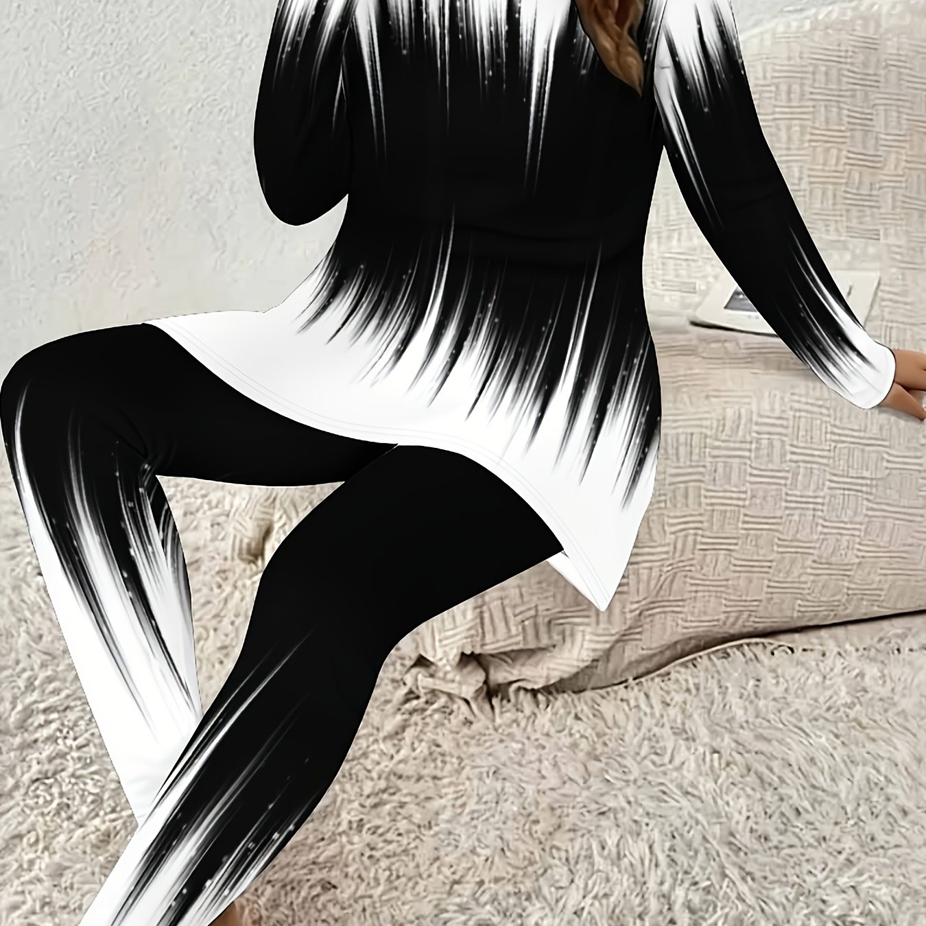 TEMU Plus Size - Plus Size - A Large-sized Women's Fashion Two-piece Outfit Featuring A Long-sleeved T-shirt With A Printed And Matching Long Pants