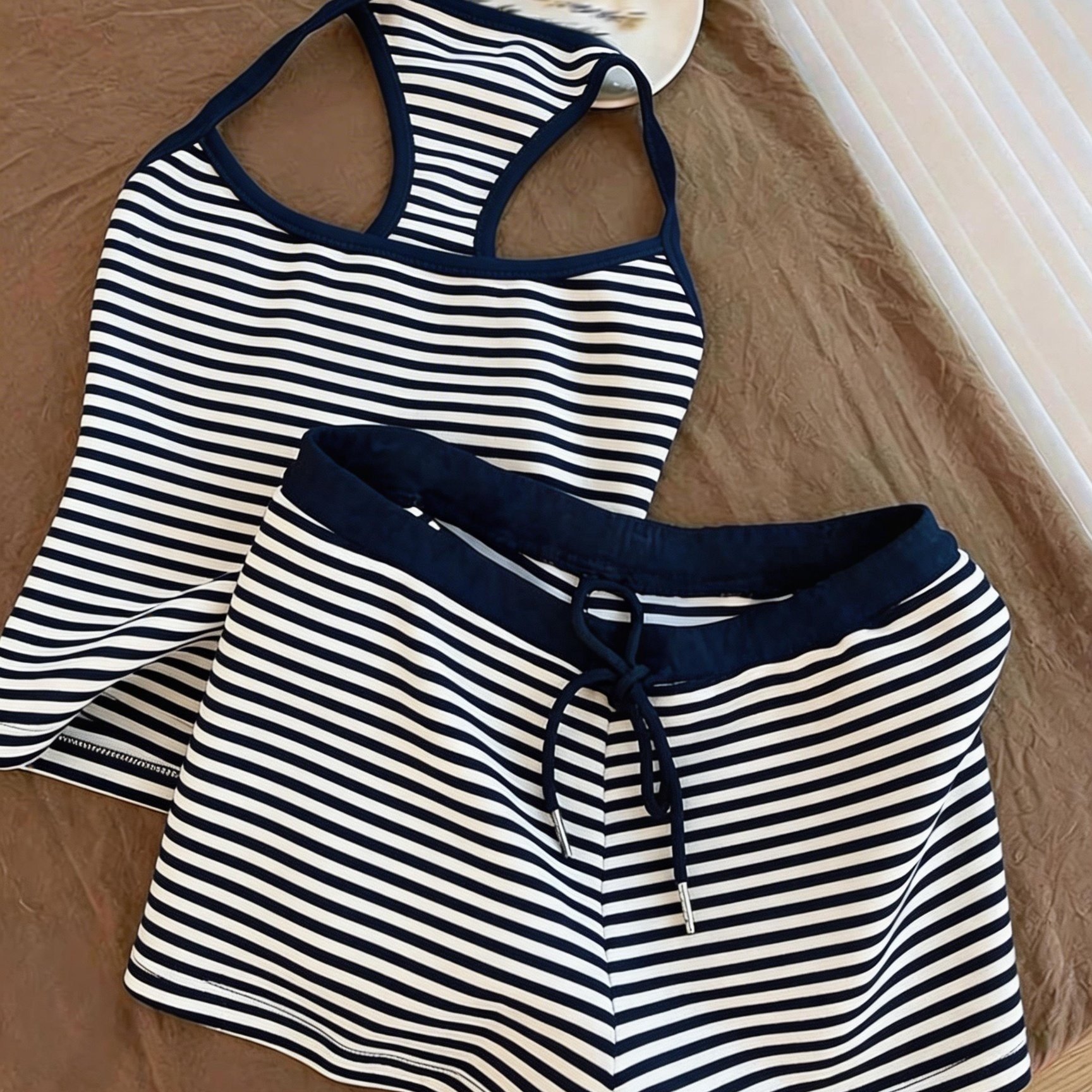 E-shop 2er-Set Damen Streifenweste und Shorts Frühlings-/Sommer-Pyjama-Set