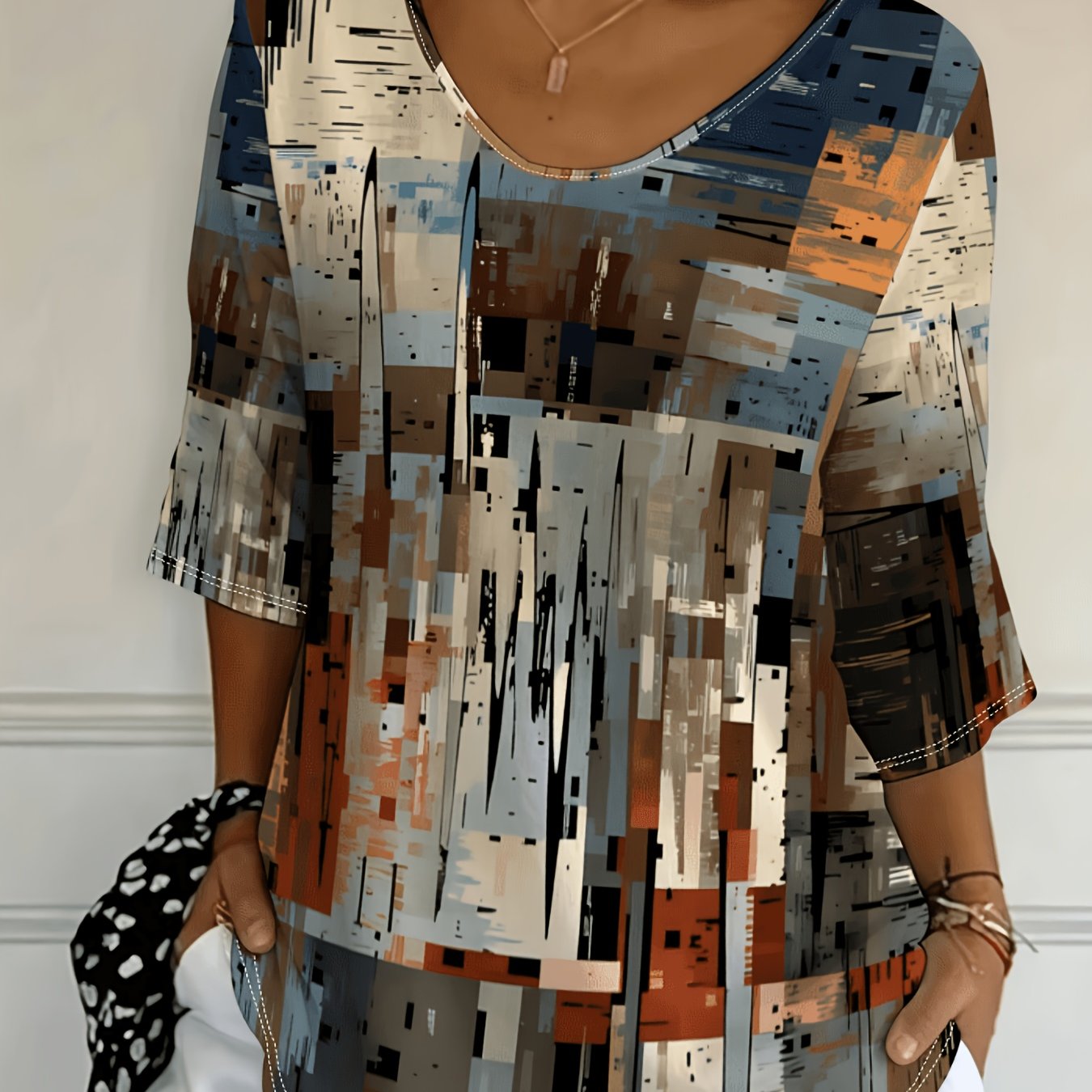 TEMU Plus Size Women's Top, Abstract Geometric Art Pattern, Modern Layered Design, Suitable For Casual Wear And Leisure Occasions, Fashionable And
