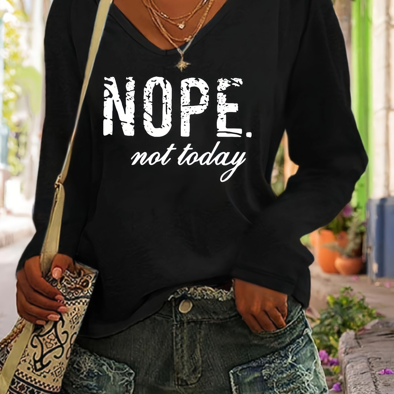 Image of Targeted European And American Women's Fashion Casual Long Sleeve V-neck Base T-shirt