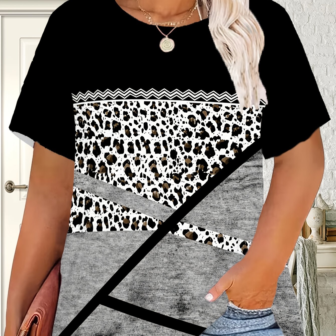 Plus Size - Plus Size - Plus Size Women's T-shirt With Printed Design, Round Neck Short Sleeve Summer Top In Black, White, Gray Leopard Print And Geometric , Suitable For Casual Outdoor Wear