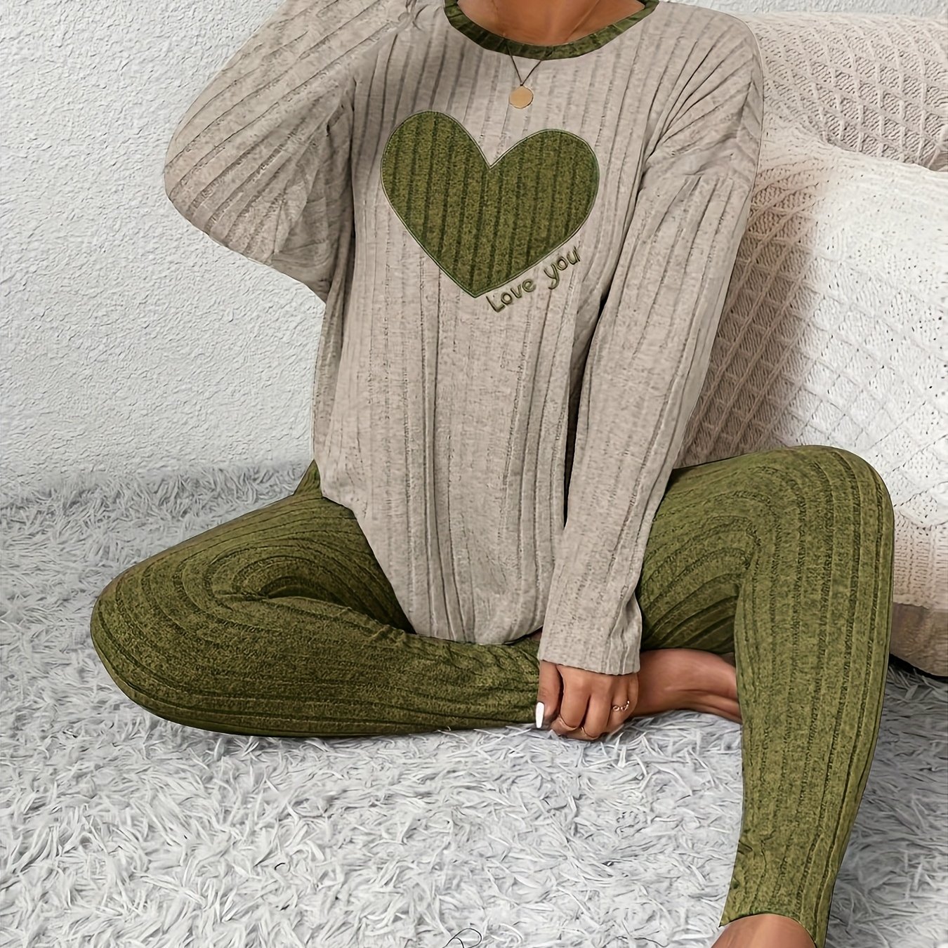 TEMU Women's 2pcs Winter Pajamas & Lounge Wear - Thick Warm Long Sleeve Nightgown & Slim-fit Pants With AppliquÃ©, Round Neck Pajaboots, Machine
