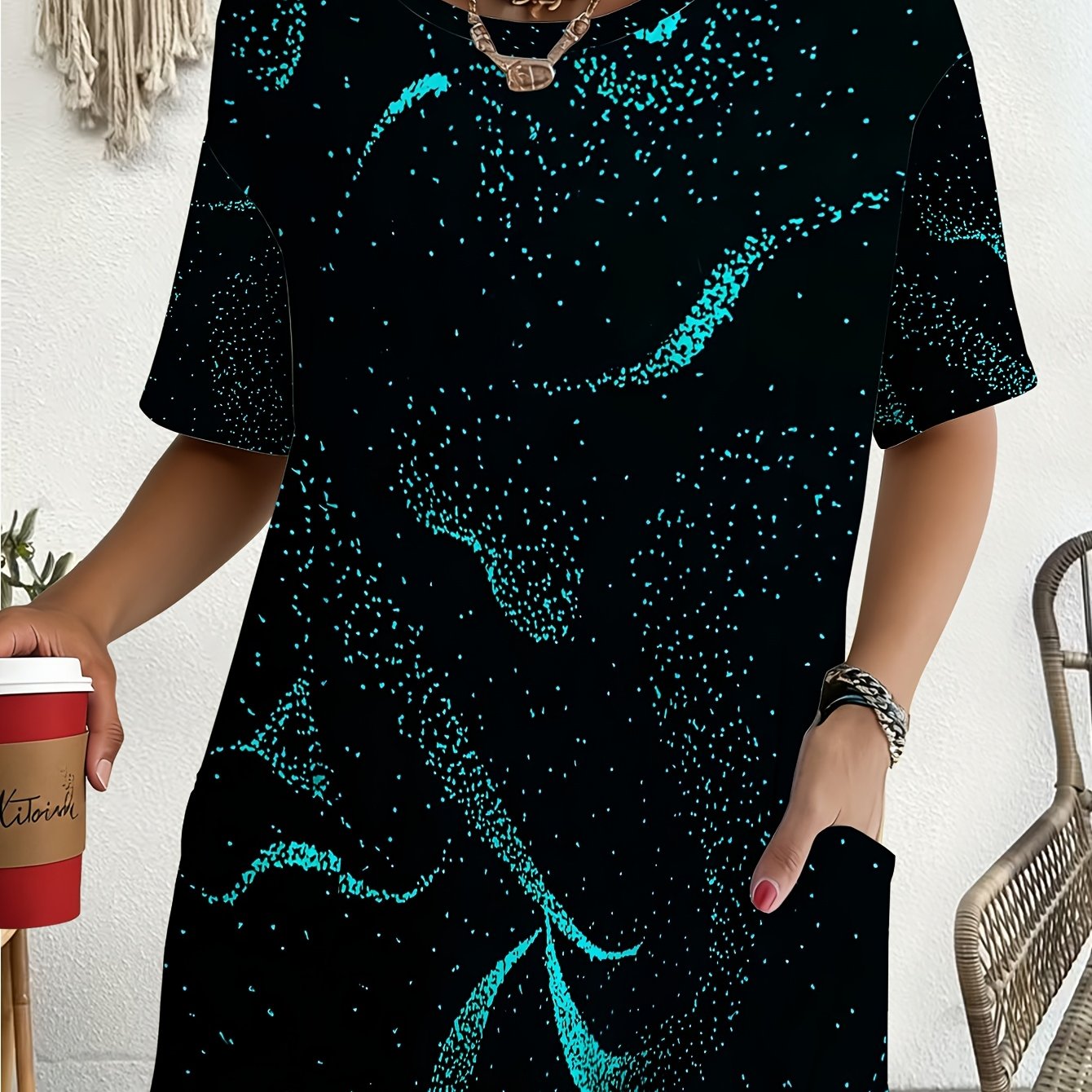 TEMU Womens Large-size T-shirt With Abstract Teal Dot Pattern, , Suitable For Daily , Campus Life, Beach Vacation, Casual , Comfortable Breathable,