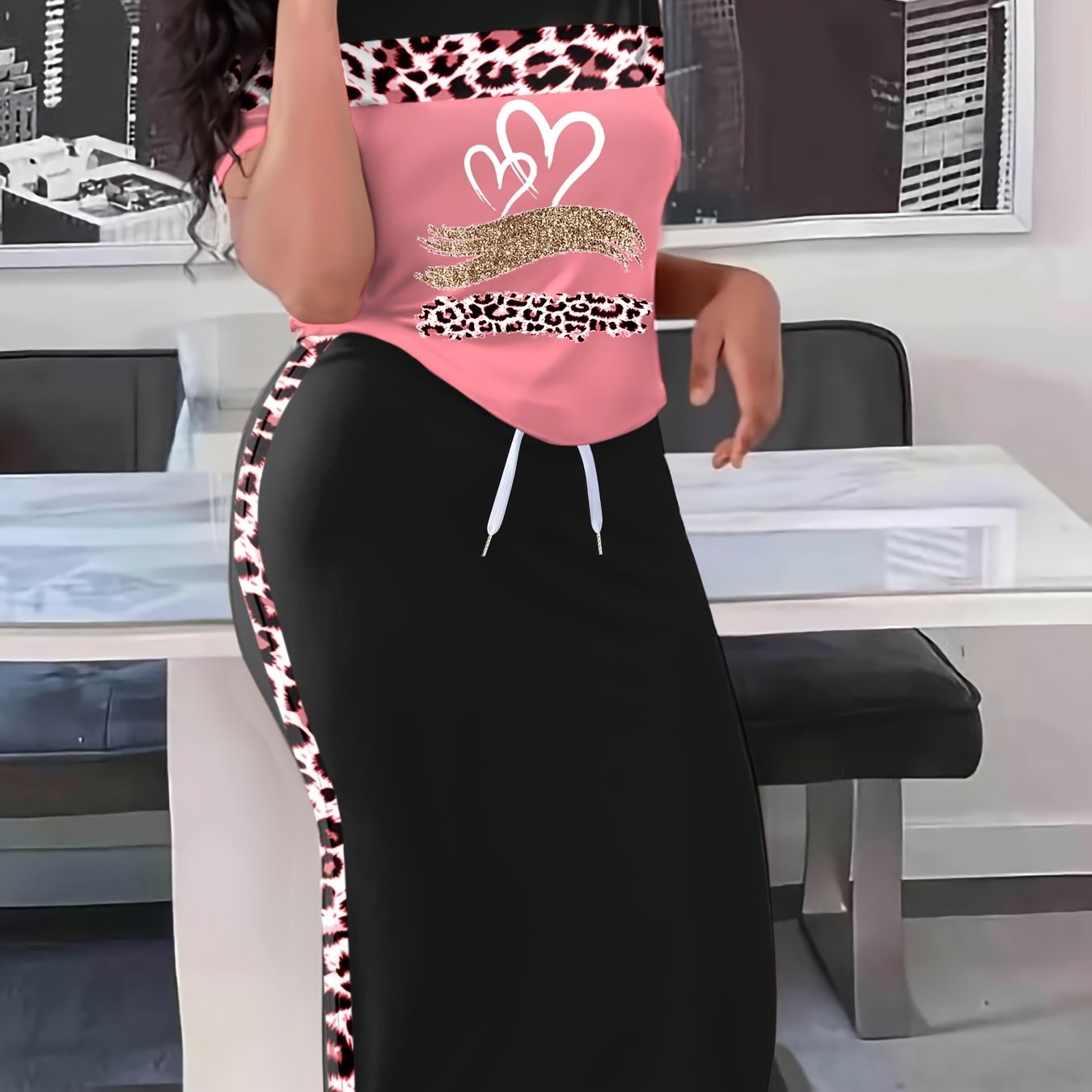 Image of Women's Fashion Two-piece Set, Spliced Leopard Print Short-sleeved Top And Skirt, Suitable For Daily Casual
