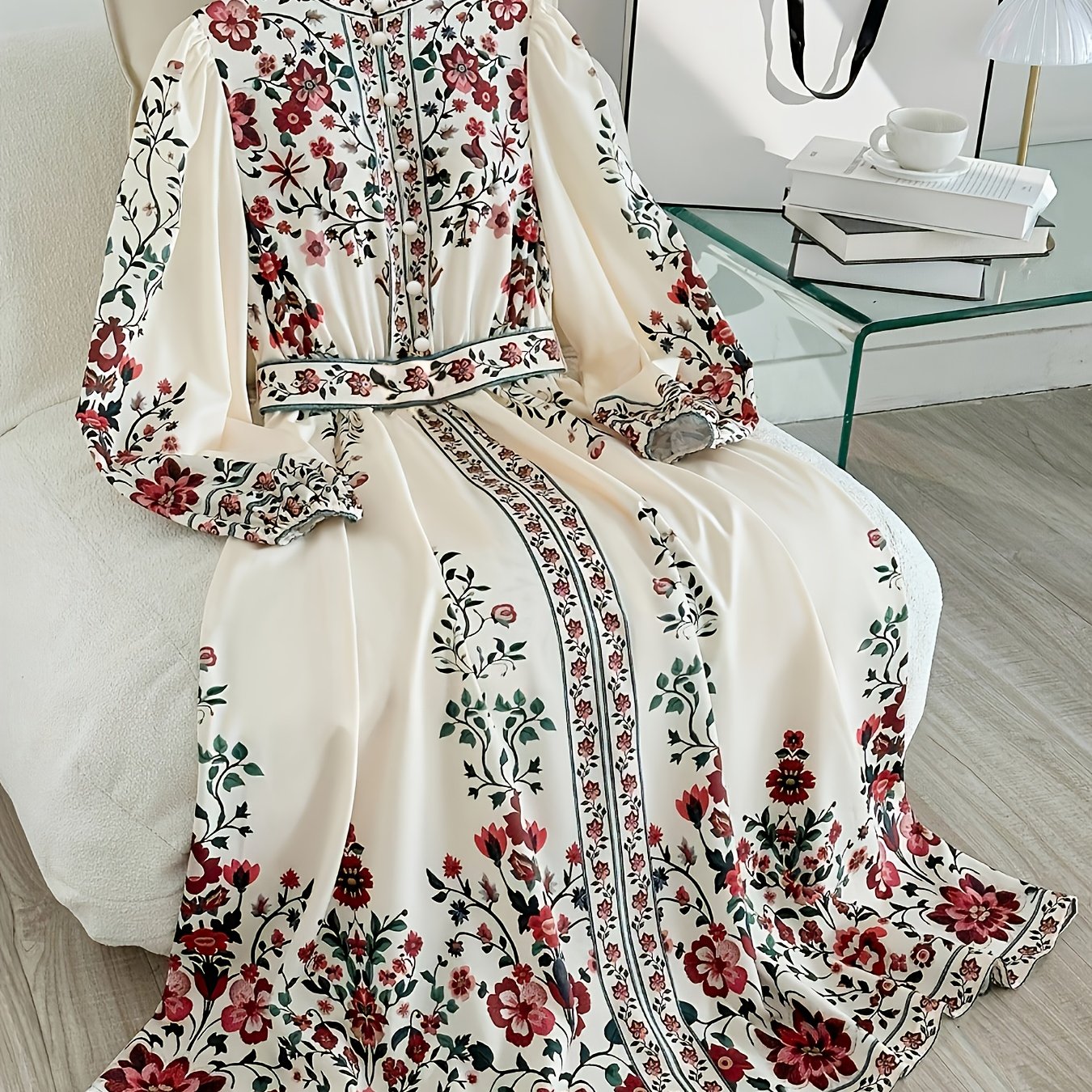E-shop Plus Size - Plus Size - Elegantes, bedrucktes Boho-Kleid für Frühling und Sommer, mit einer raffinierten Passform für und
