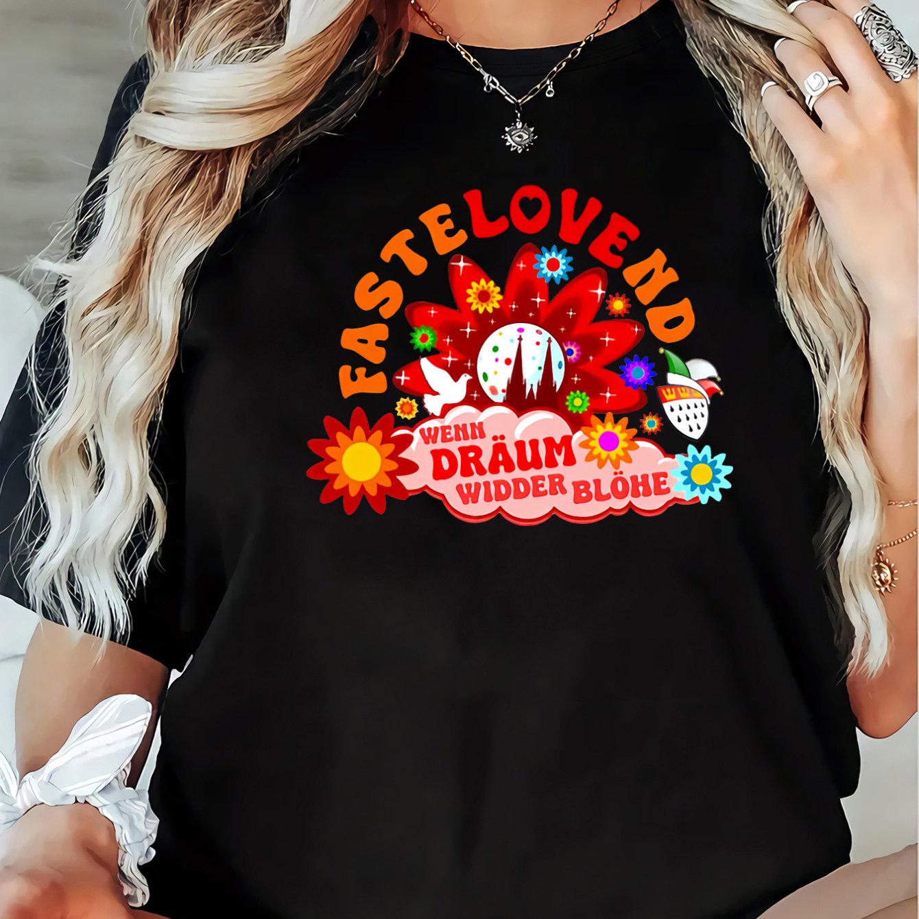 TEMU Plus Size - Plus Size - New Stylish Casual Black Short-sleeve T-shirt For Women With Directional Print For The Cologne Carnival, Versatile And
