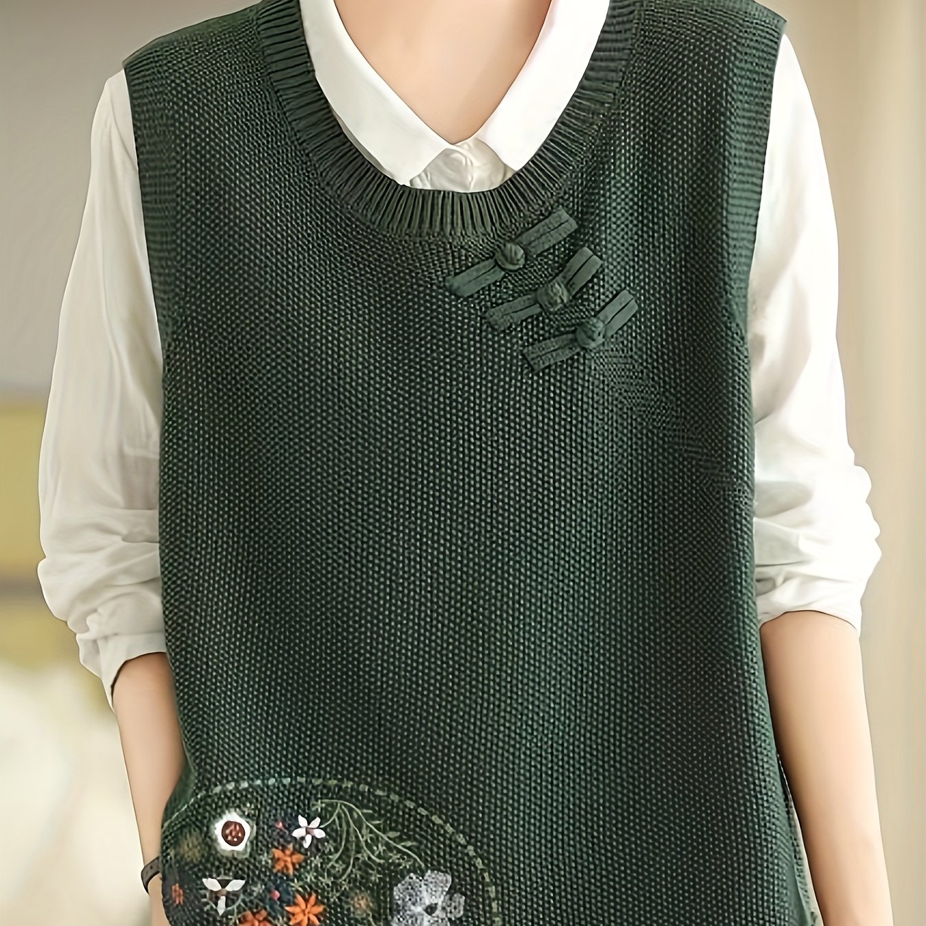 TEMU Floral Embroidery Plate Buckle Vest, Casual Crew Neck Sleeveless Vest For Spring & Fall, Women's Clothing