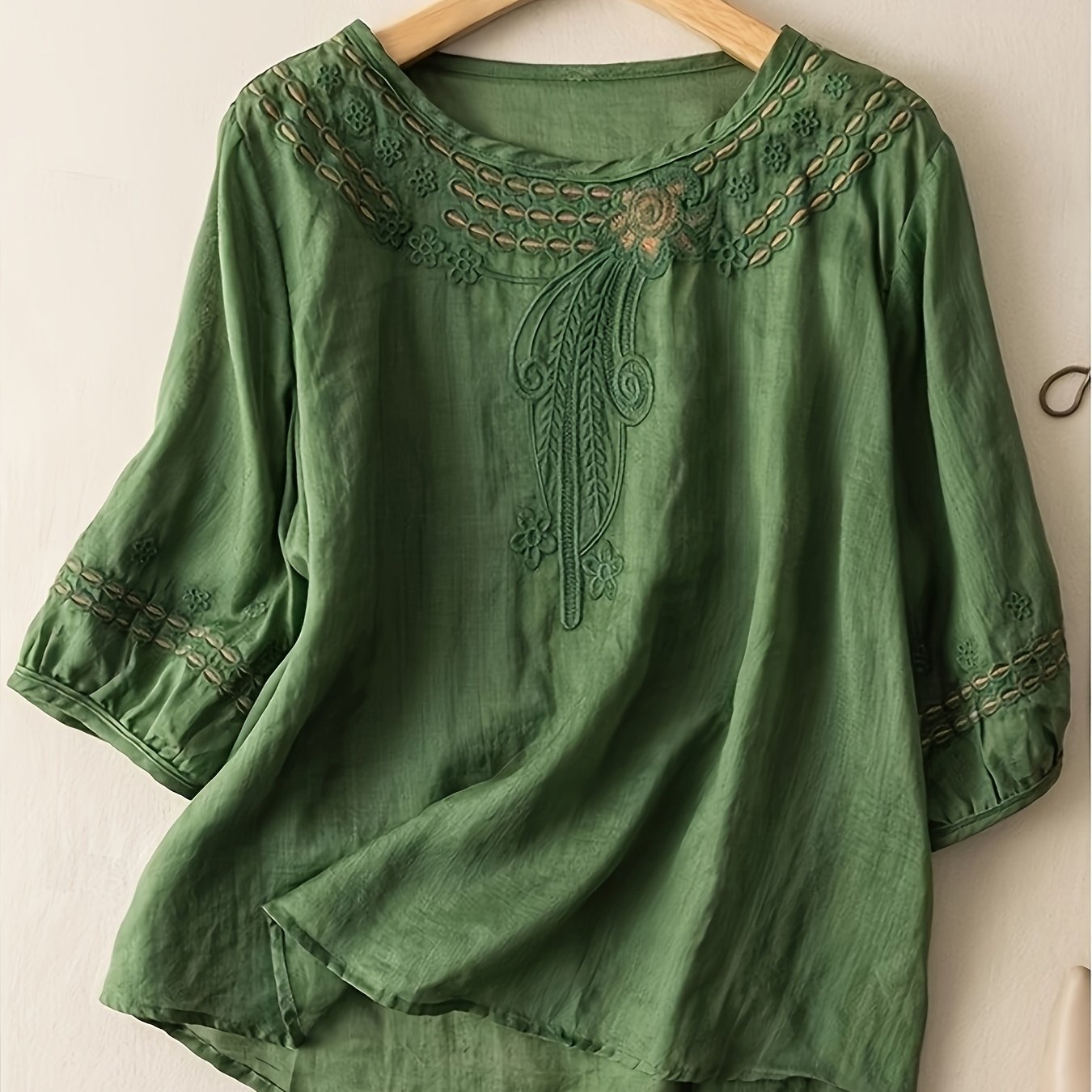 Image of Plus Size, New Plus Size Women's Embroidered Top Shirt For Daily Casual And Vacation Wear