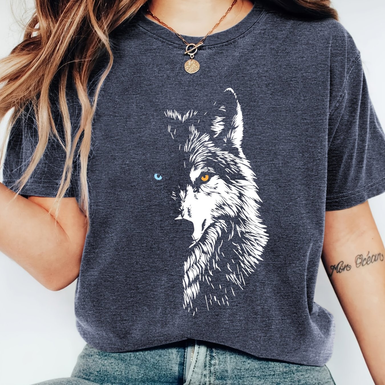 TEMU Women's Summer Top | Heterochromia Side-head Wolf Minimalist Wilderness Vintage Line Printed Women's T-shirt | Heterochromia Side-head Wolf