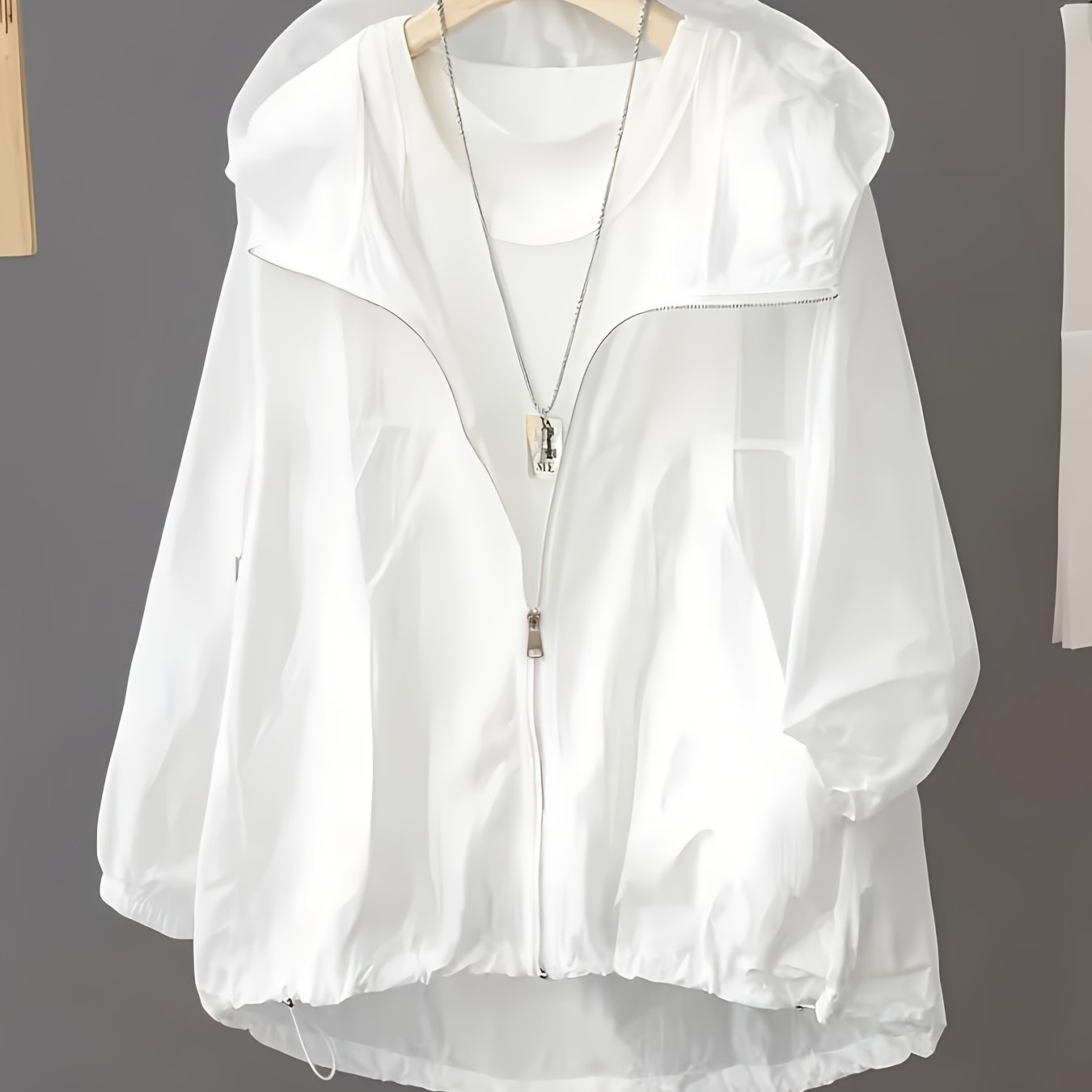 E-shop Plus Size - 2025 Neue Damenjacke im neuen Stil: Dünne, kurze Jacke mit Kapuze, leichte Flugjacke, lässige dünne kurze Outdoorjacke, locker und