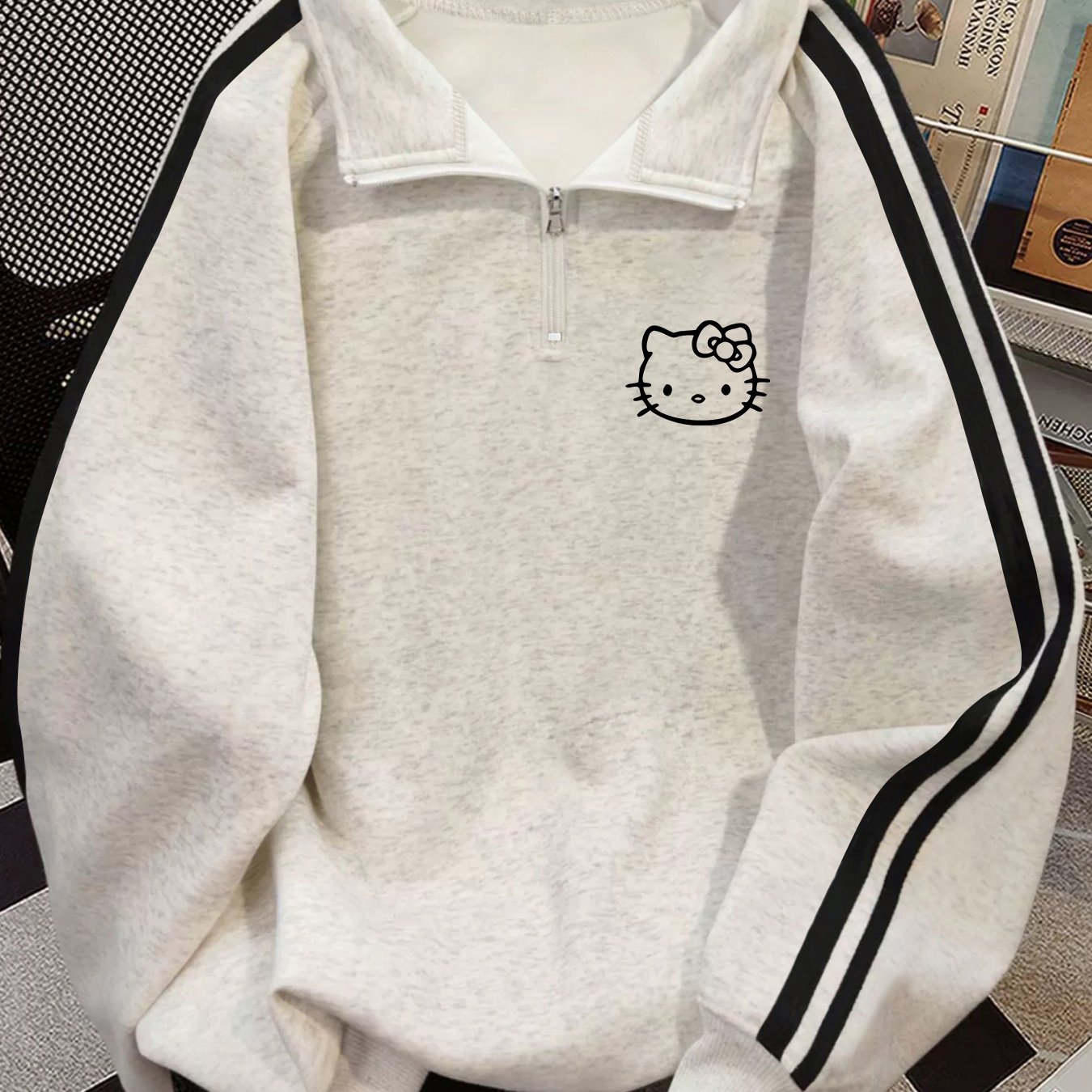Image of New Style Hello Kitty Print Long Sleeve Stand Collar Zipper Sweatshirt, Color For Women And Men, Autumn/winter Streetwear Brand, Loose Fit Couples' Fashion Sweatshirt Top