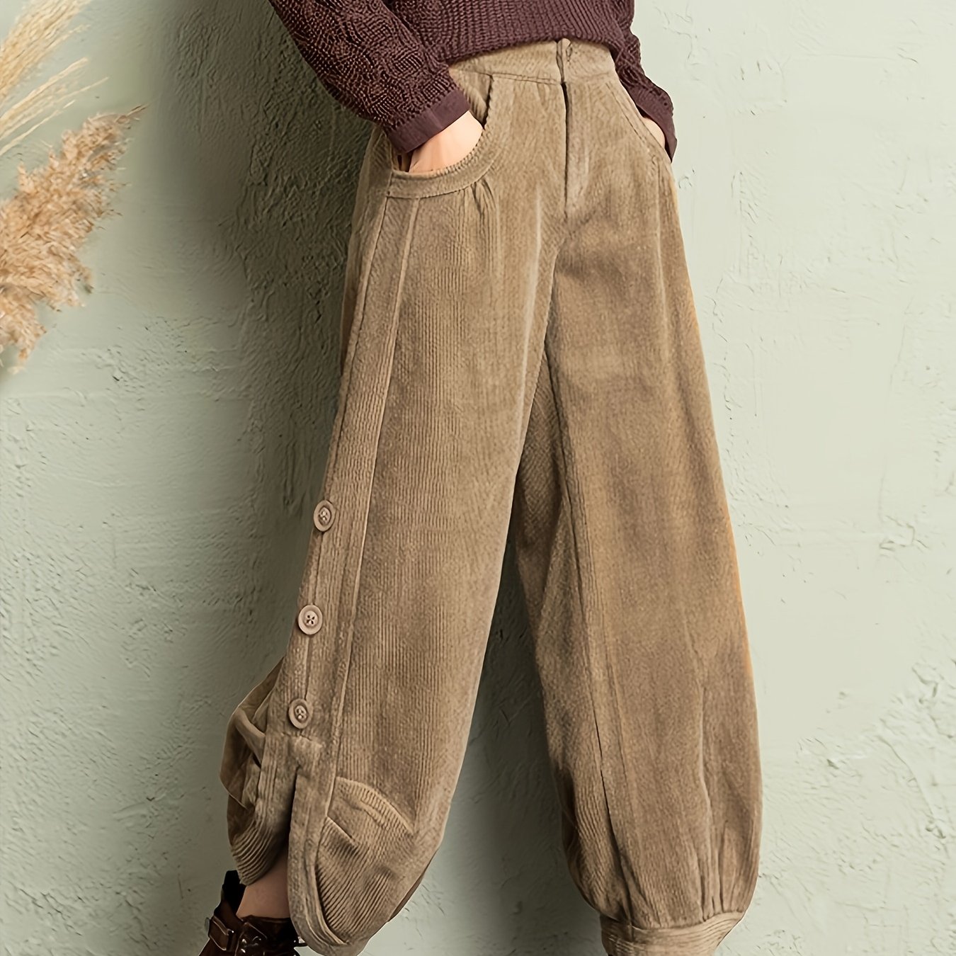 TEMU Pantalon en velours côtelé élégant et stylé pour femmes, avec décoration de boutons, parfait pour décontractées en automne et en hiver