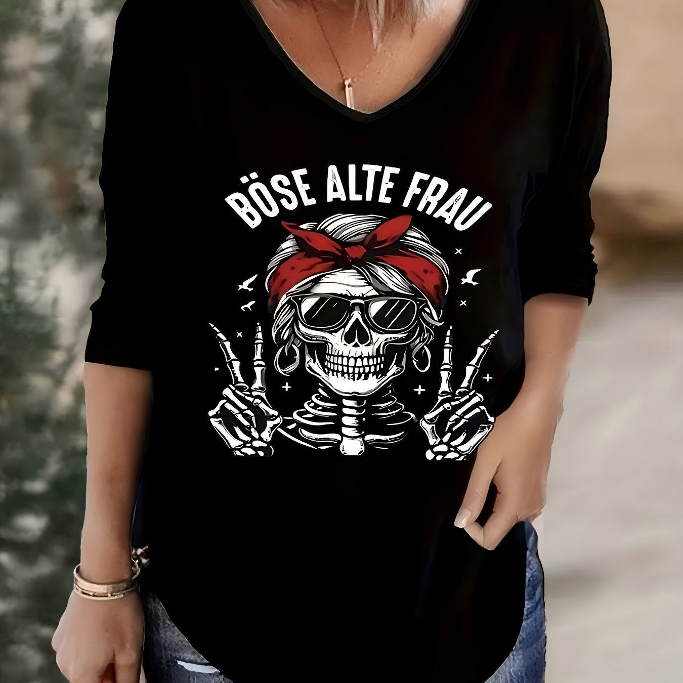 Image of Plus Size, Women's Plus Size 3/4 Sleeve V-neck T-shirt - Halloween Themed Designautumn | Breathable Stretch Fabric | Versatile Smart-casual Wear