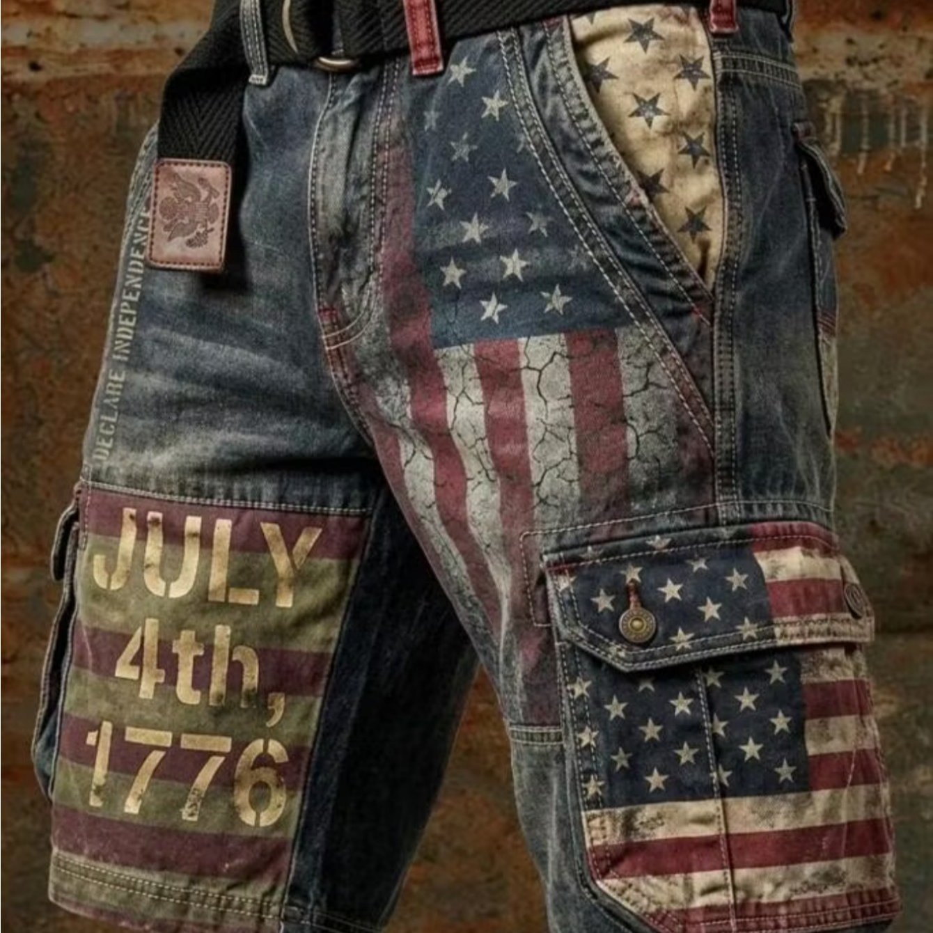 Image of Men's Vintage Worn American Flag July 4, 1776 Printed Duck Work Shorts, Multi-pocket Flap Design, Patriotic Day Casual Summer Work Shorts