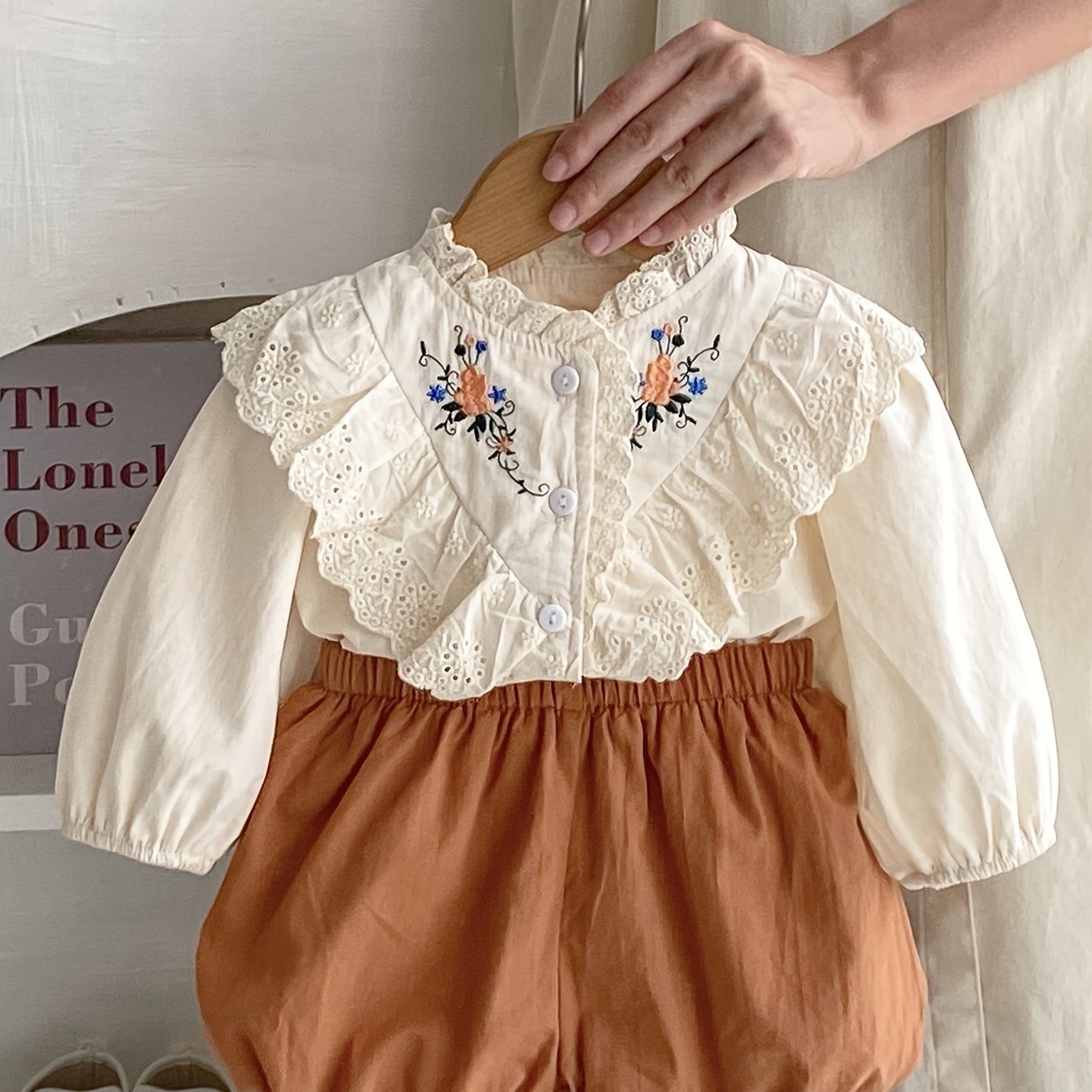 Image of Spring New Baby Clothing Girl Embroidered Lace Top+solid Color Flower Pants 2pcs Set, For Outdoor