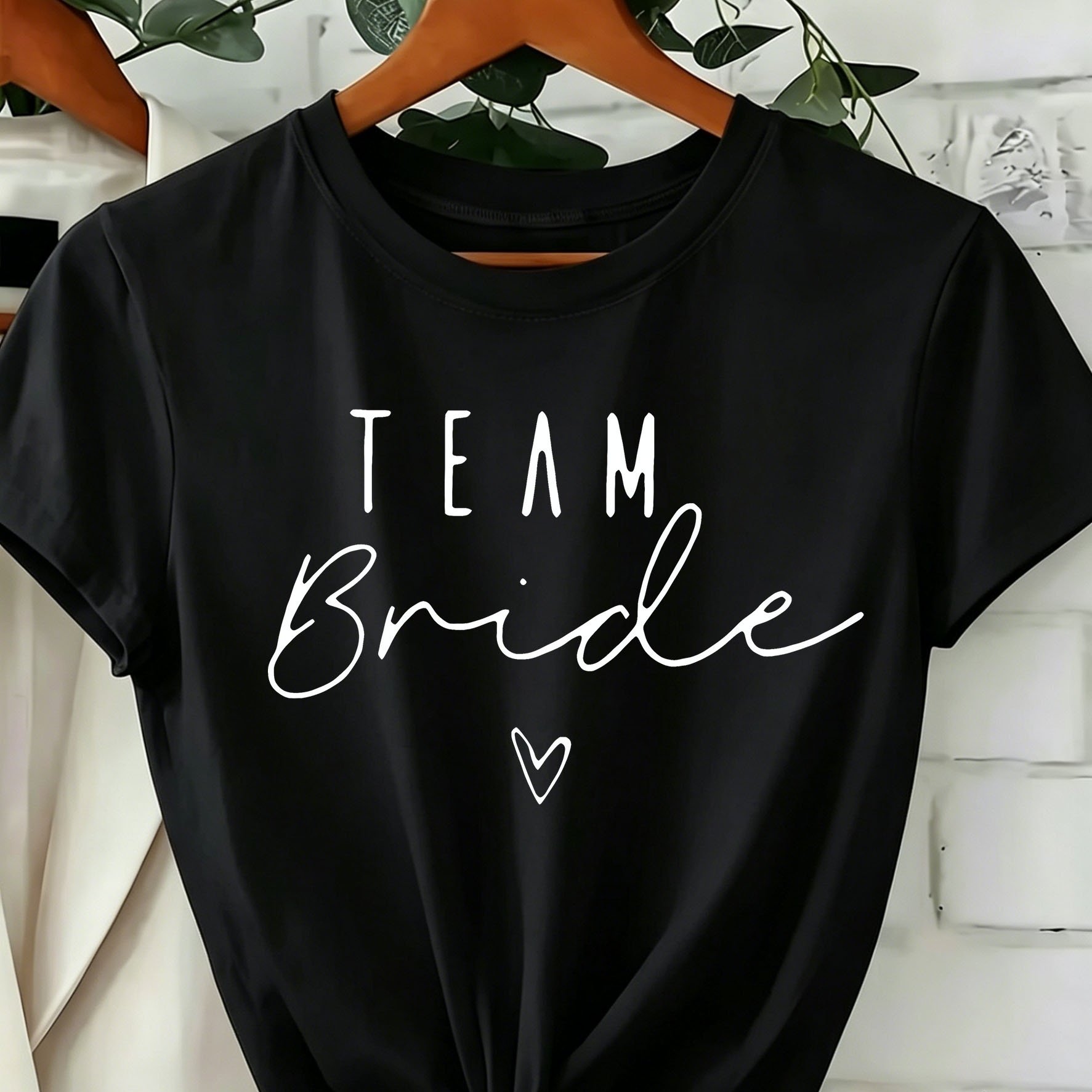Image of Women's "" Letter Print T-shirt - Casual Loose Short Sleeve Round Neck Top, Breathable Summer Essential For Bridal Parties And Daily Wear
