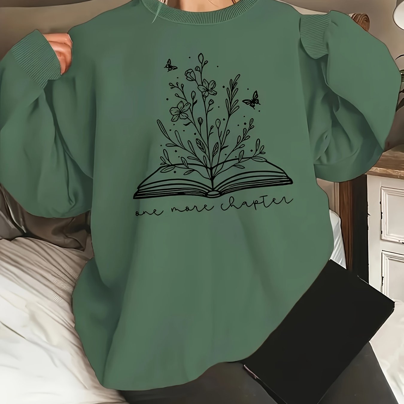 TEMU Book Print Pullover Sweatshirt, Casual Long Sleeve Crew Neck Sweatshirt For Fall & Winter, Women's Clothing