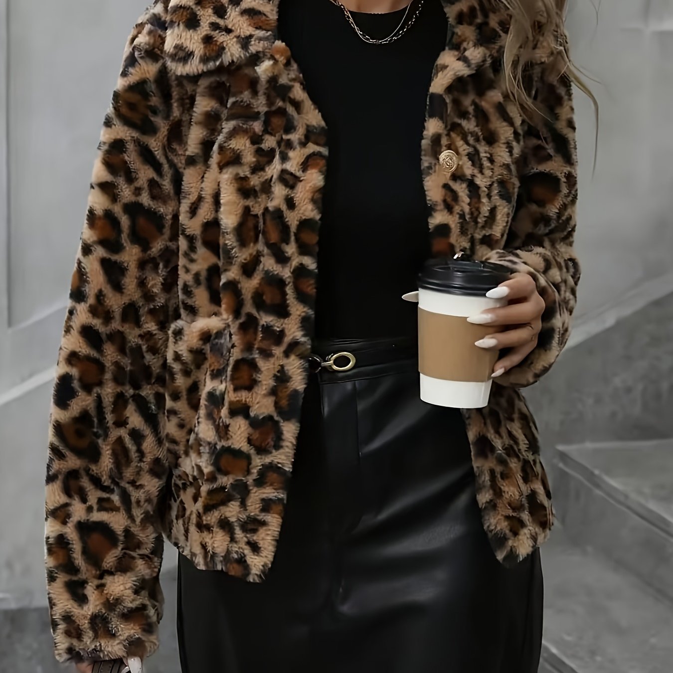 E-shop QD0729012 Damen Freizeitjacke mit Leopardenmuster - eine dehnbare, kurze H-förmige Jacke mit Kragen und Schlitz, ein einreihiges Design, das