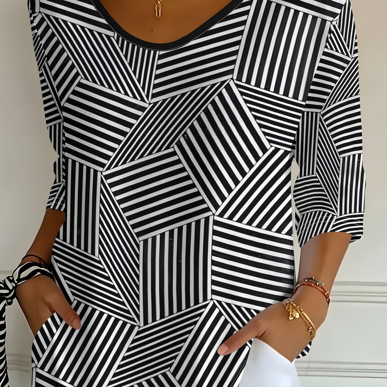 TEMU Women's New Black And White Geometric Stripe Print V-neck Three-quarter Sleeve T-shirt, Spring And Autumn Casual Top