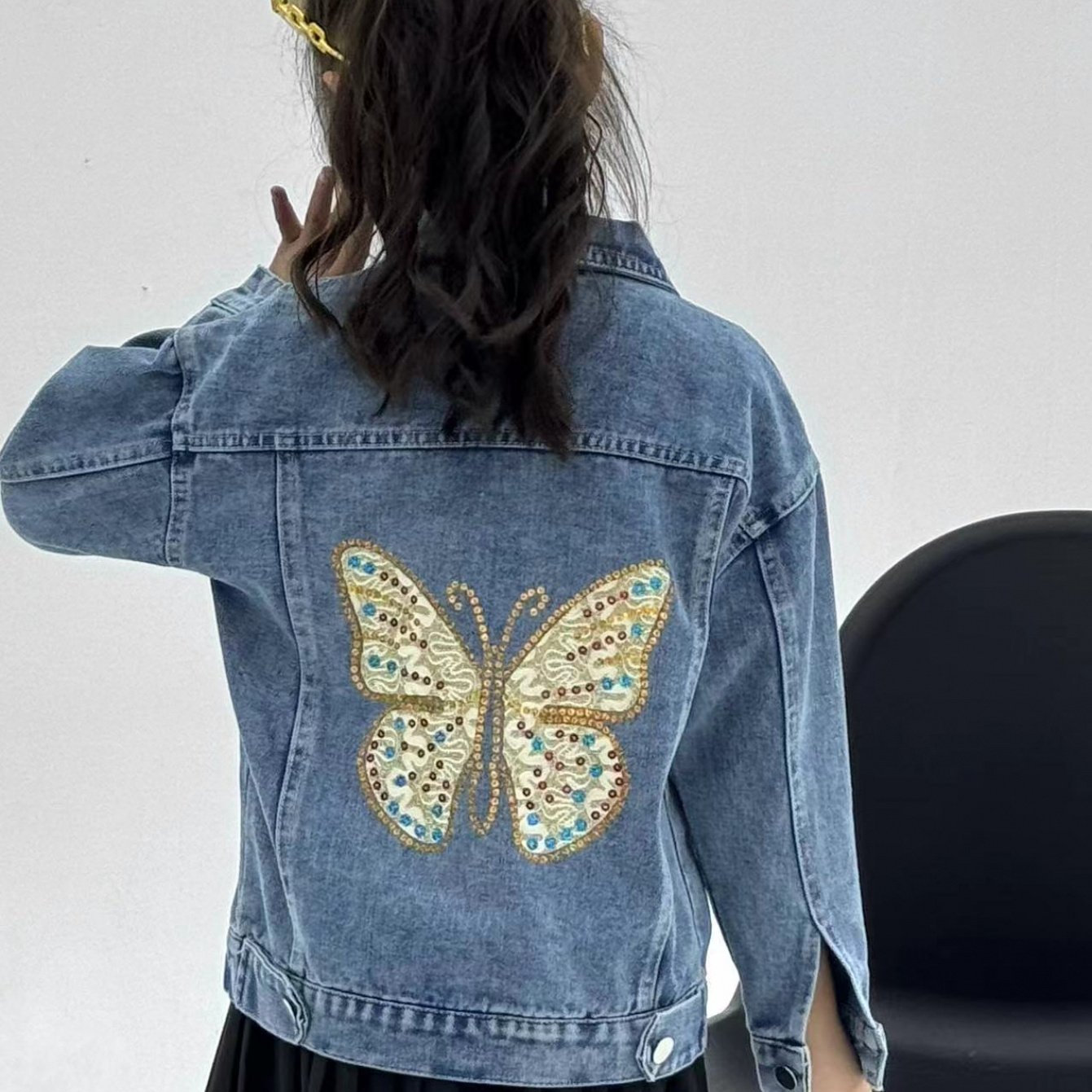 Image of Girls' Denim Jacket, Back Bow Sequined Embroidered Decoration Short Denim Jacket, Sweet Casual Top, Girls' Spring/autumn Daily Wear New Style