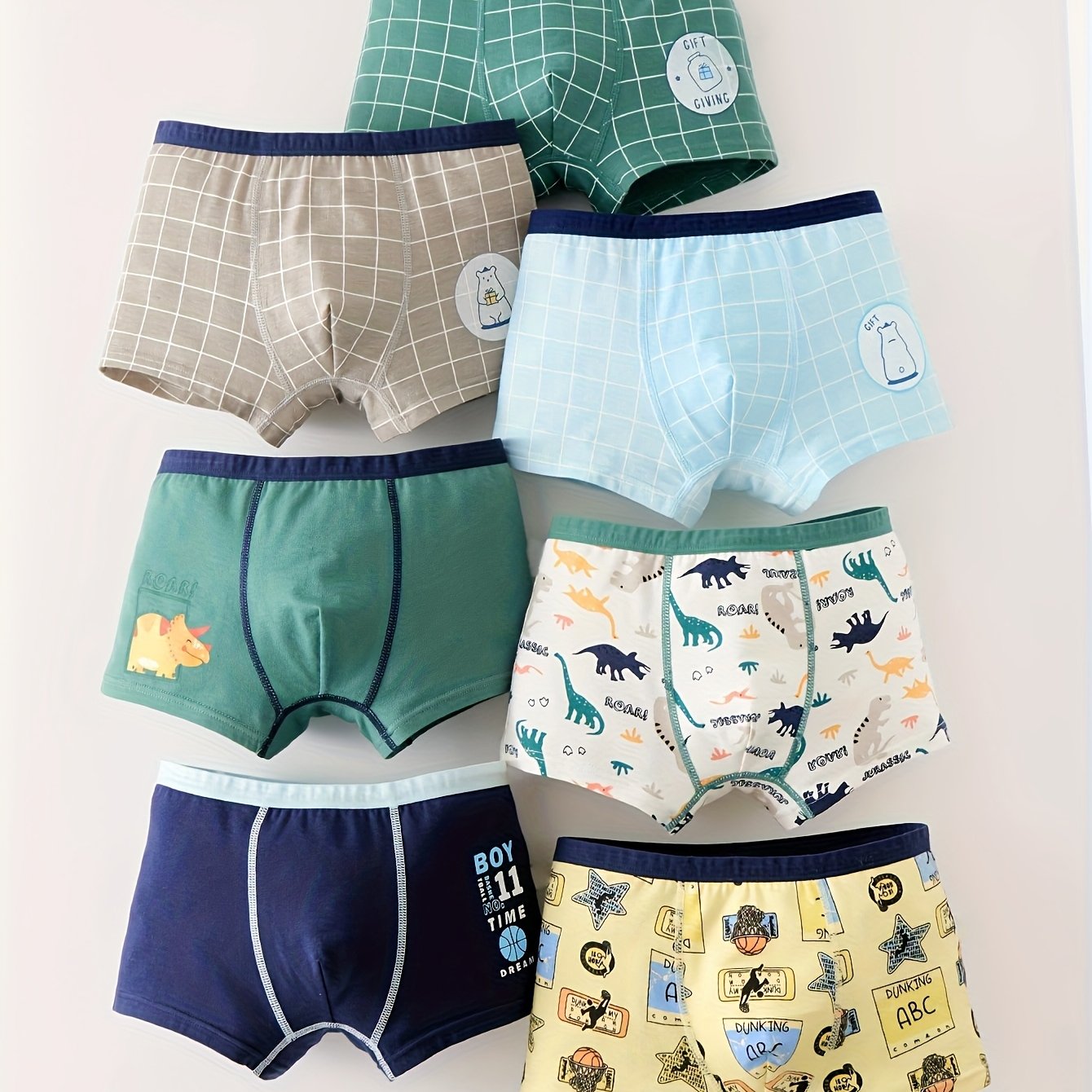 Image of 7pcs Boys' Underwear, Soft And Comfortable With Cute Dinosaur Cartoon , Elastic Waistband, Stretch Boxer Briefs For Little Boys, Suitable For , Warm For Autumn And Winter, Hgb