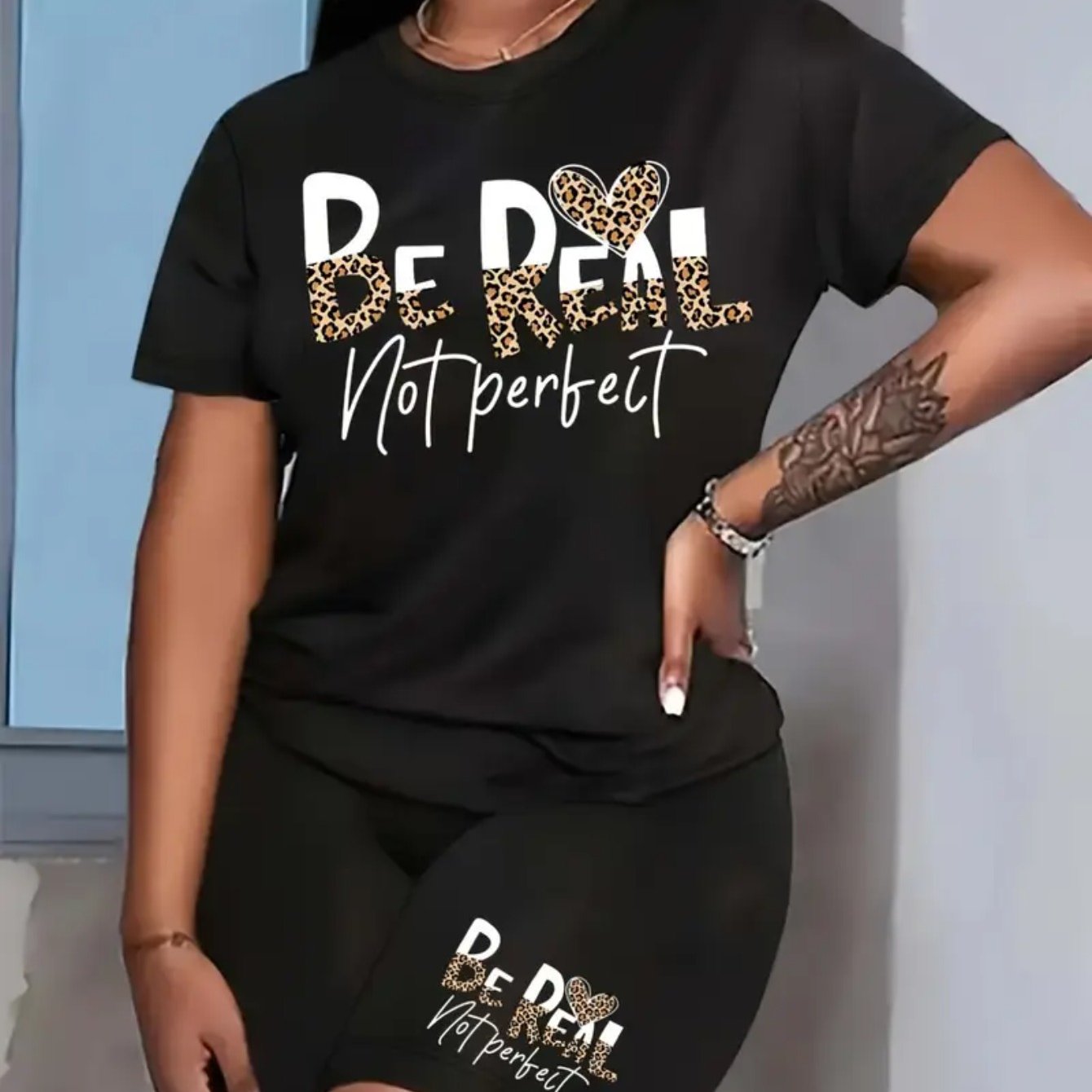 TEMU Chic Leopard Heart Print Women's Comfy Polyester T-shirt, Casual Round Neck, Machine Washable