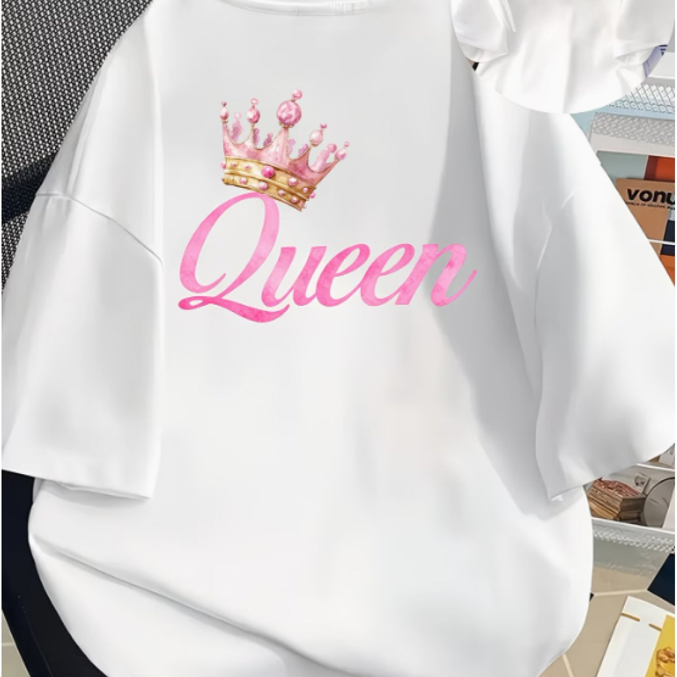 TEMU Women's Casual Short Sleeve T-shirt, Queen With Crown Print Soft Short Sleeve, Front And Back Panels, Japanese Korean Round Neck Top, White,