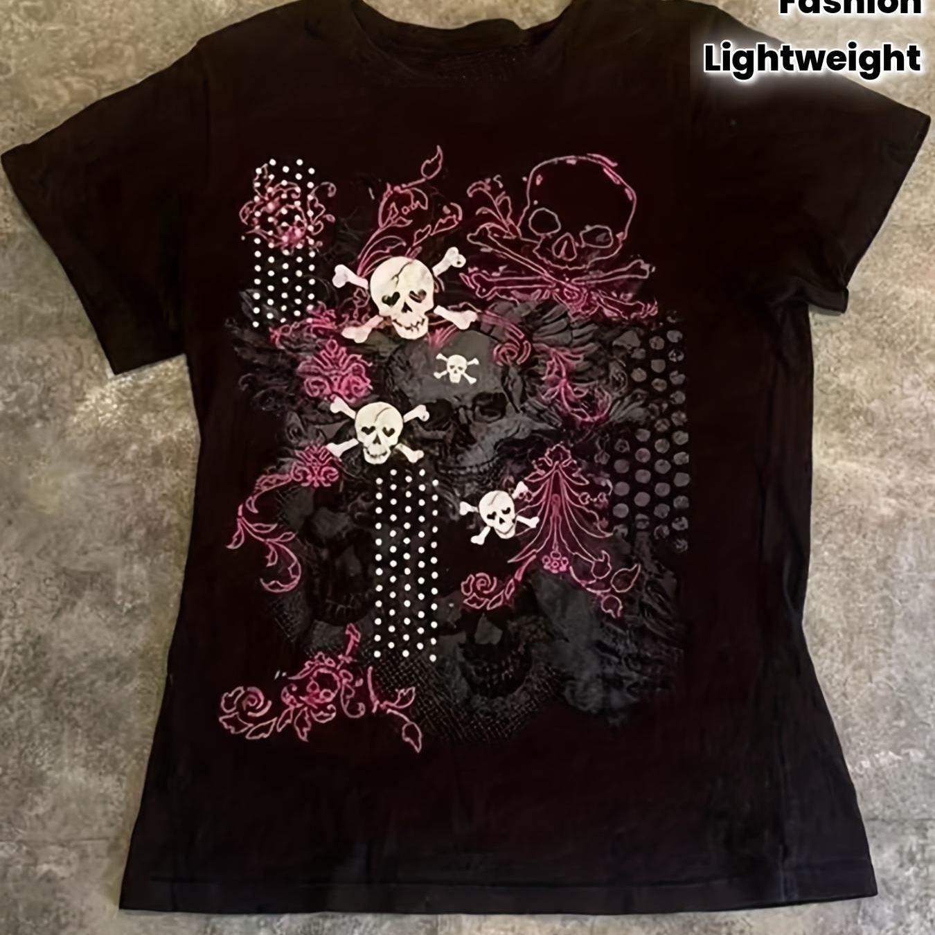 Image of Men's Y2k Gothic Bohemian T-shirt, Black Oversized Loose Fit Round Neck Top With Skull Floral Print, Glossy Texture, Lightweight Edgy Streetwear For Summer Year Layering, Casual Layered Outfits